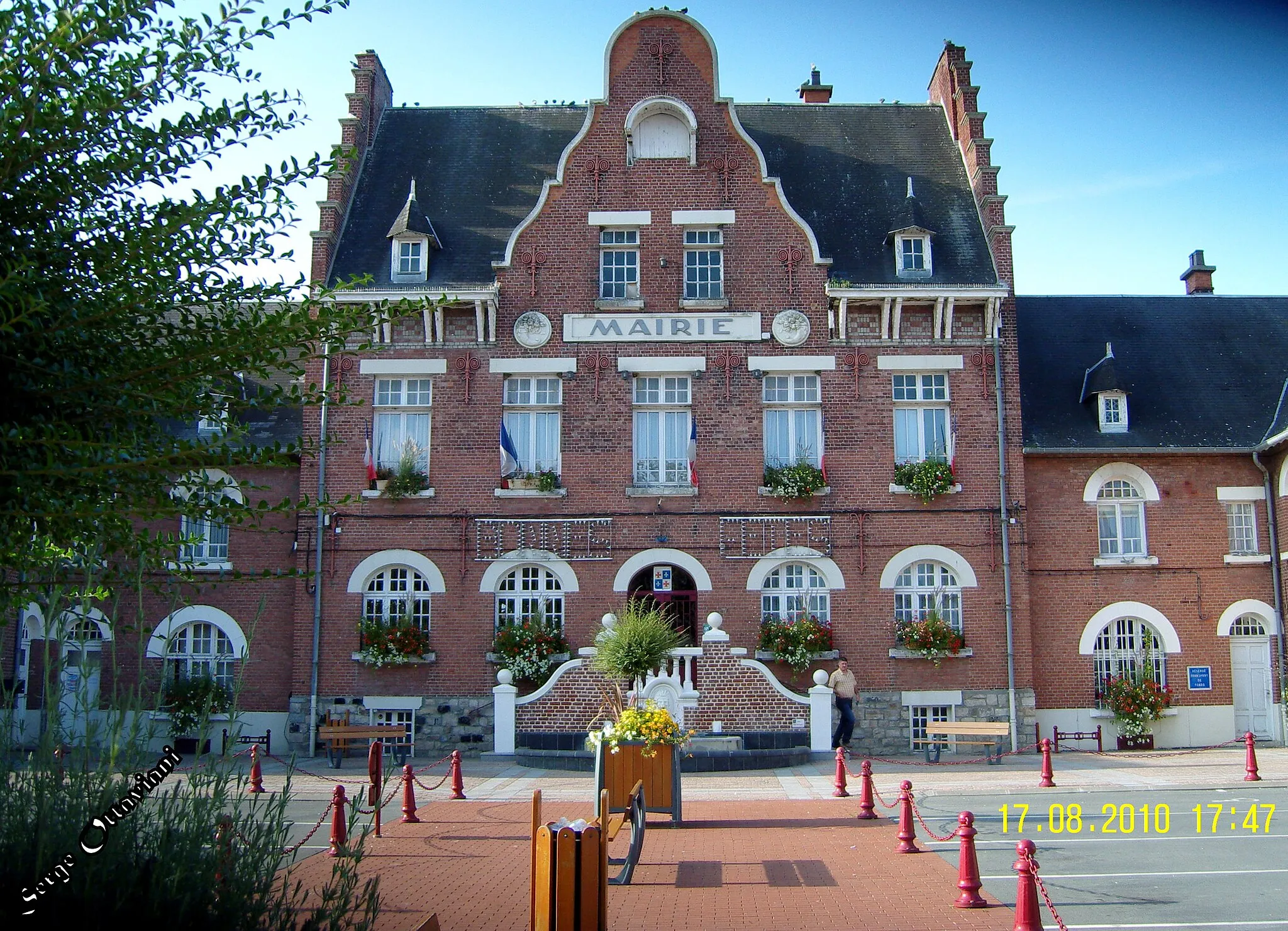 Photo showing: Mairie de Biache-Saint-Vaast
