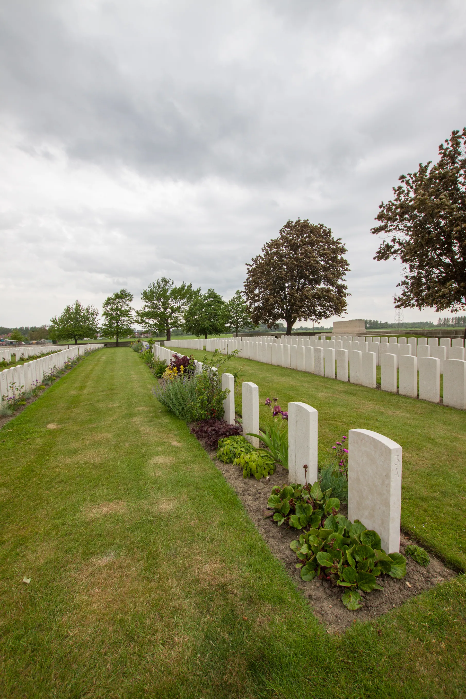 Photo showing: Chocques Military Cemetery