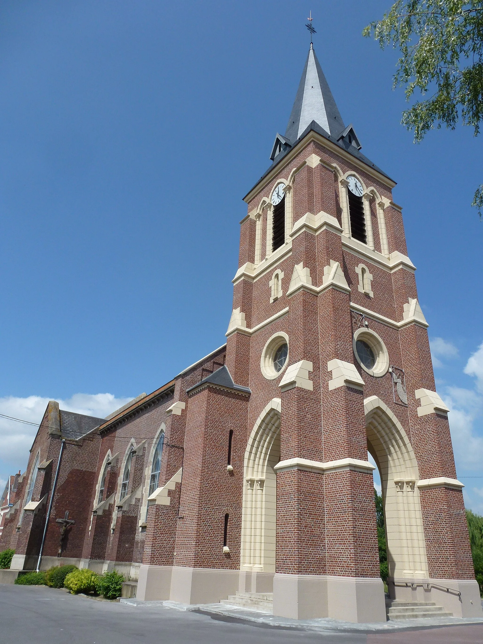 Photo showing: Cuinchy (Pas-de-Calais) église