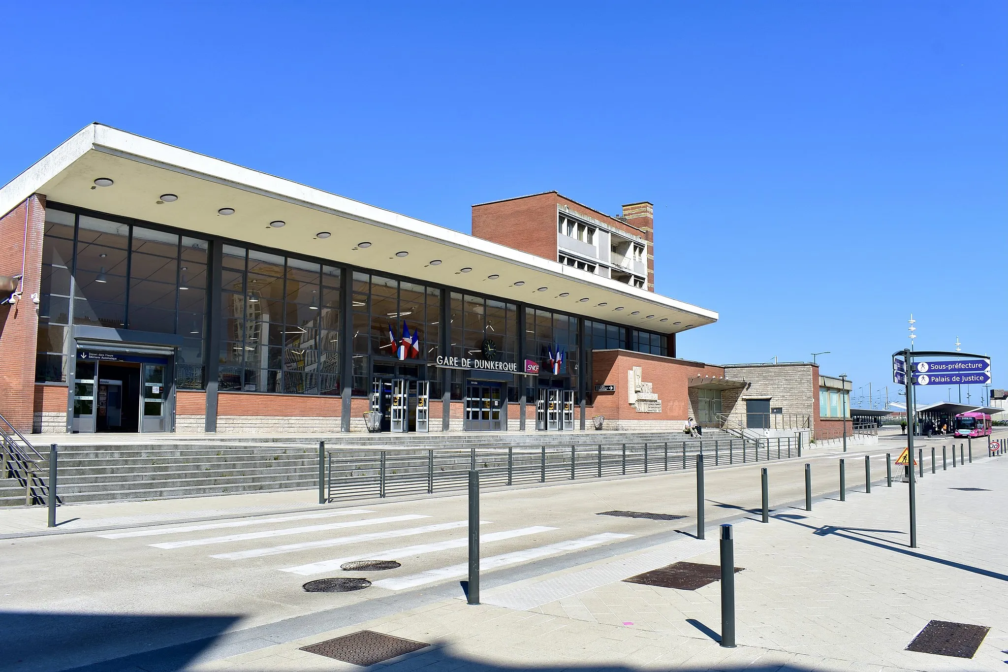 Photo showing: Gare SNCF de Dunkerque dans le Nord le 31 mai 2021