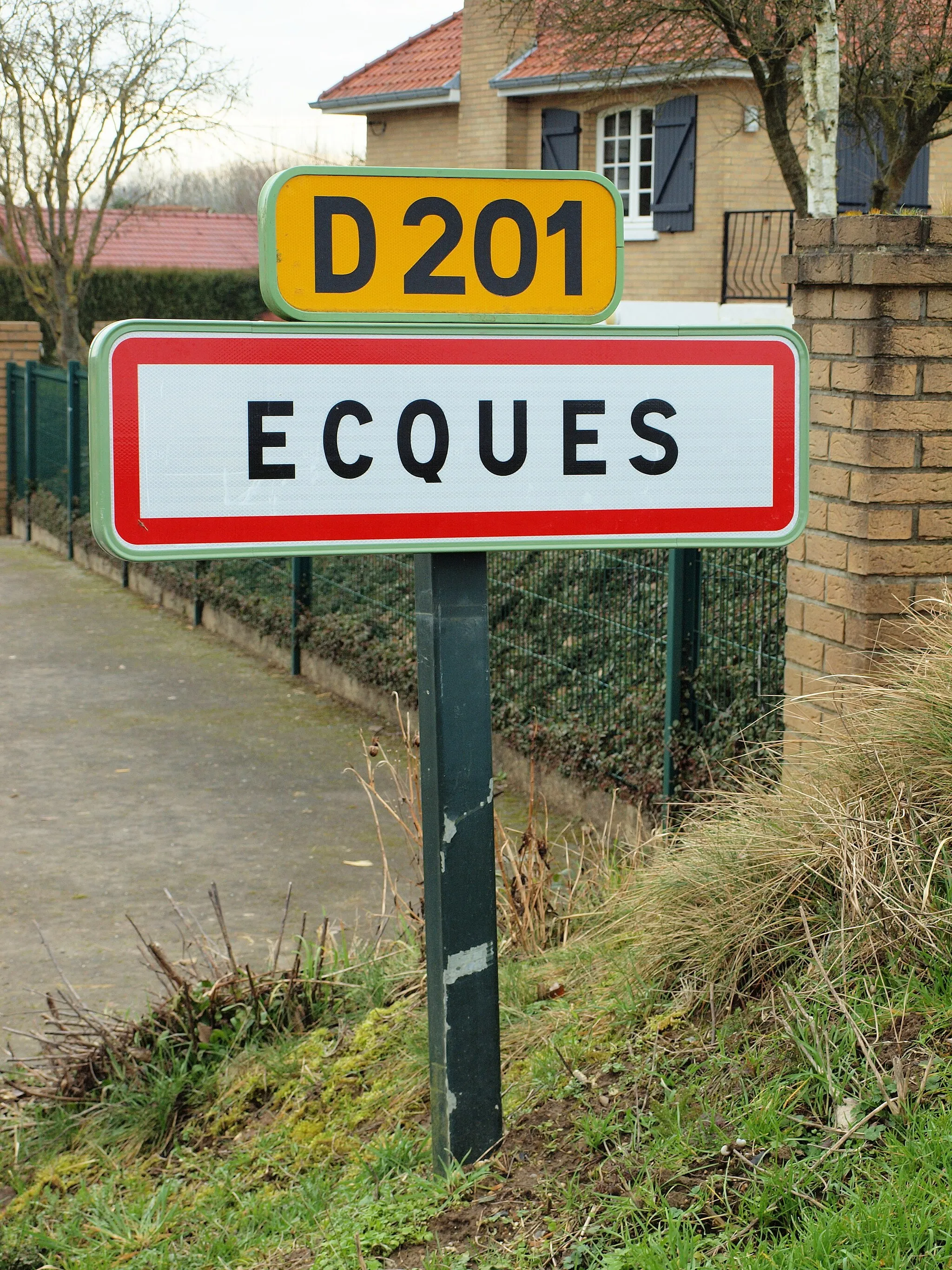 Photo showing: Panneau d'agglomération de Ecques (Pas-de-Calais, France)