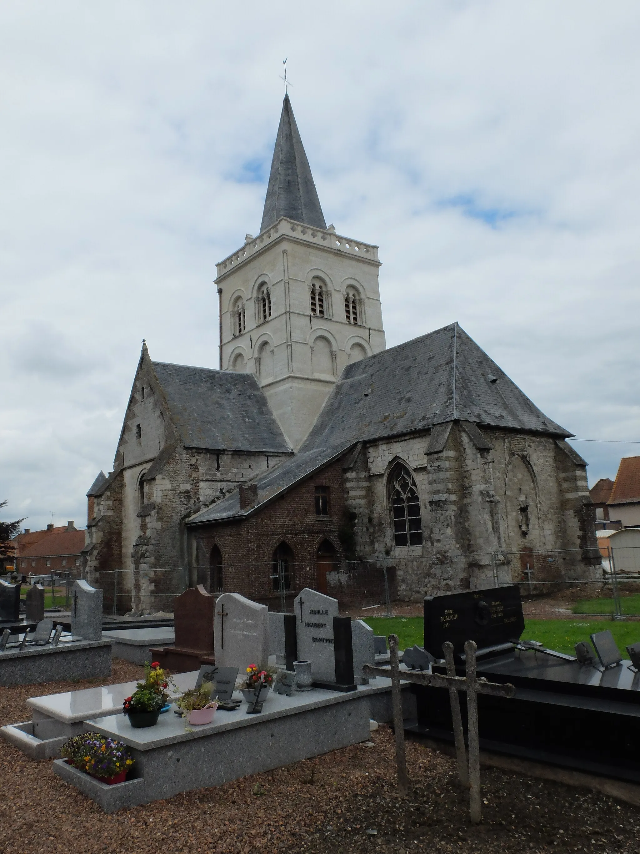 Photo showing: Vue de l'église Saint-Nicolas d'Ecques.