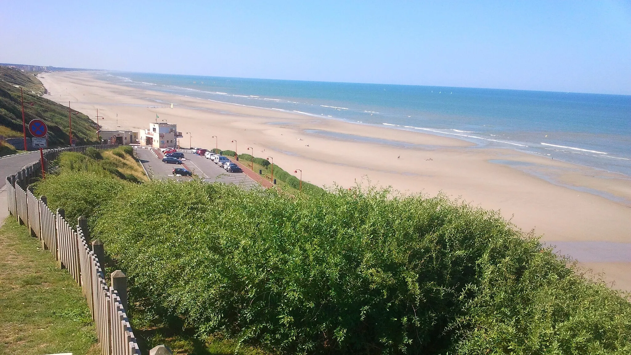 Photo showing: Vue de la plage sud d'Équihen-Plage (62)