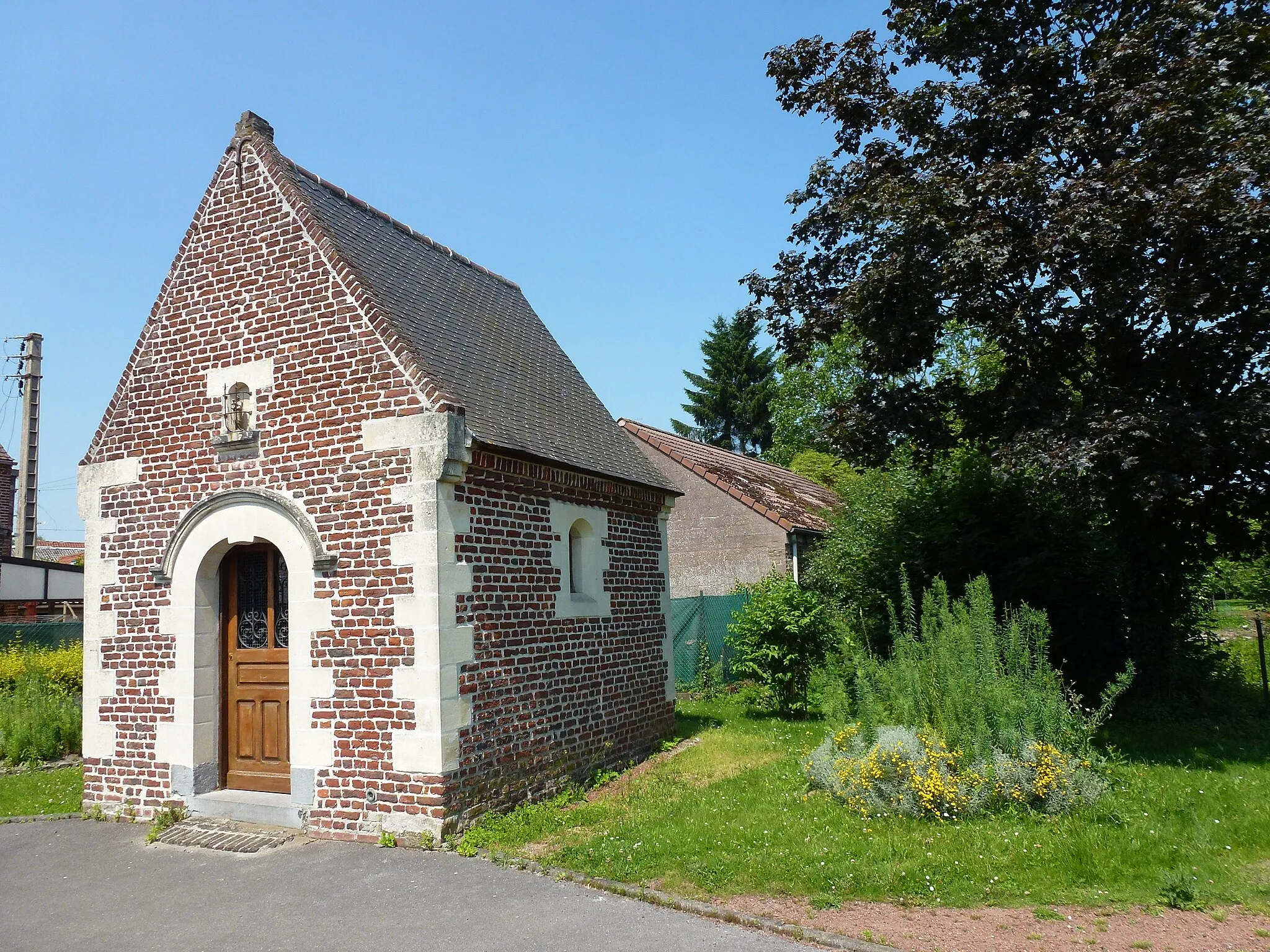 Photo showing: Wallers (Nord, Fr) oratoire Rue Paul Lafargue