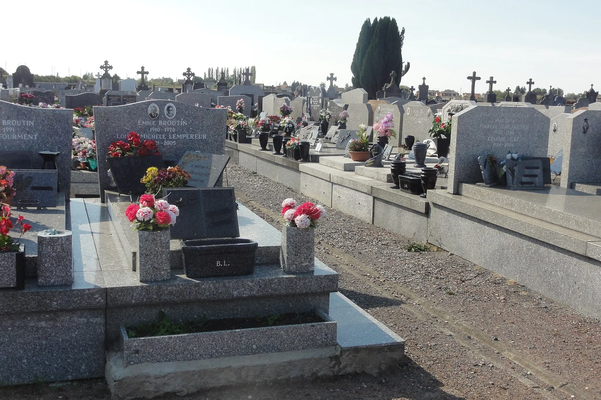 Photo showing: Grave of Q61951158

Depicted place: Fenain Communal Cemetery