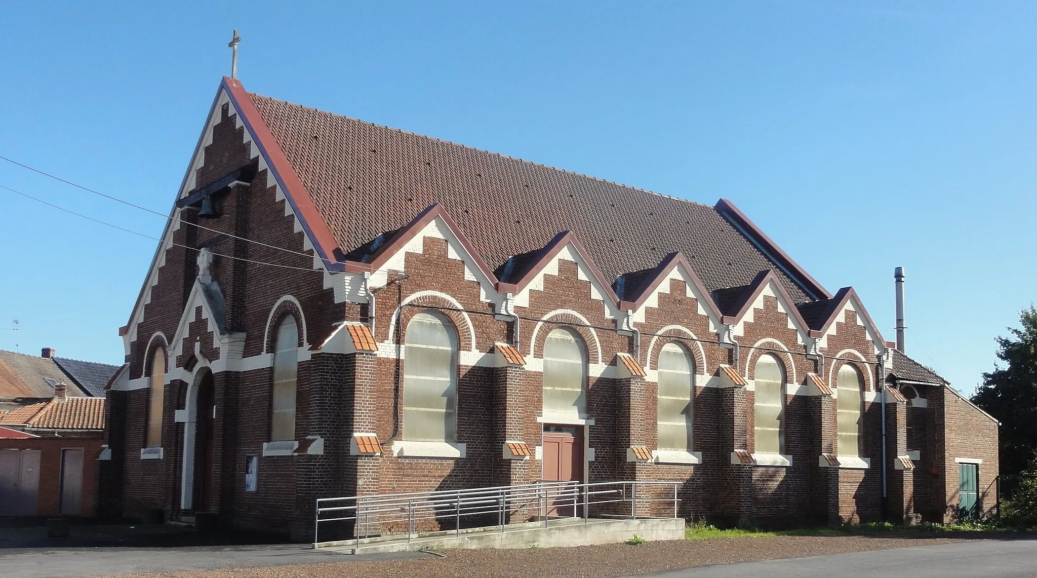 Photo showing: Depicted place: Église Notre-Dame-de-Pellevoisin de Flines-lez-Raches