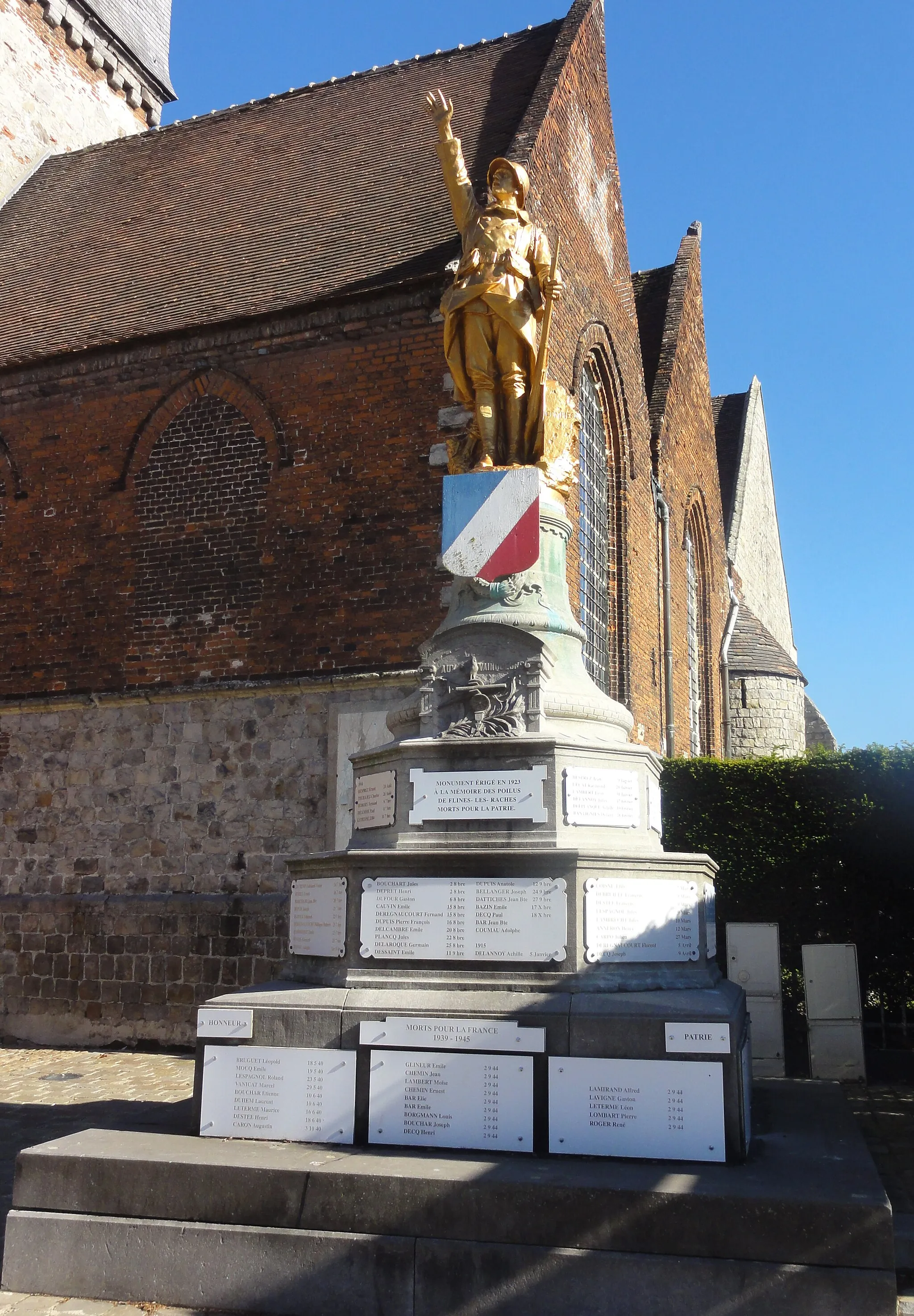 Photo showing: Depicted place: Monument aux morts de la Première Guerre mondiale de Flines-lez-Raches