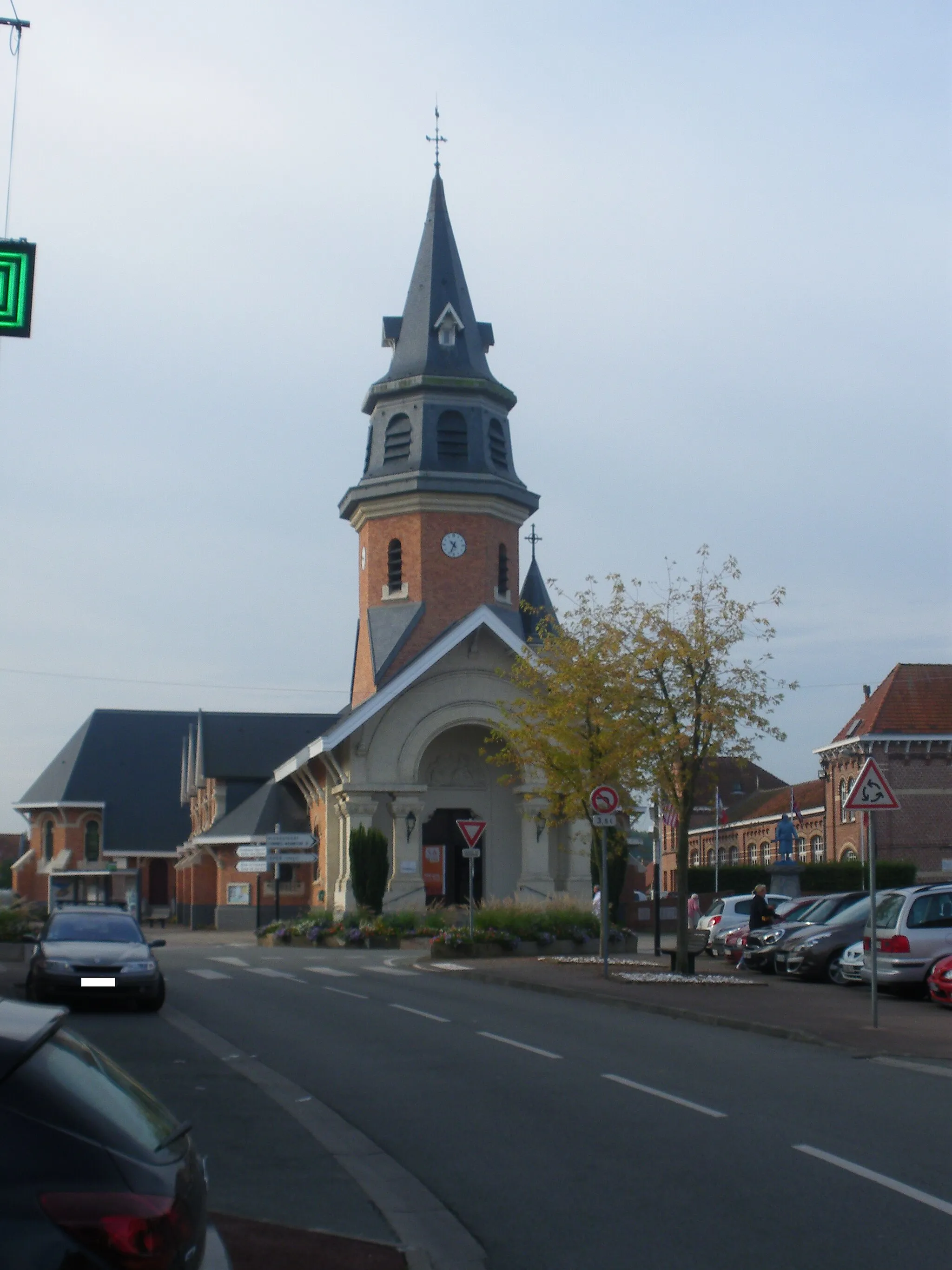 Photo showing: Vue de l'église Saint-Amand de Frelinghien.