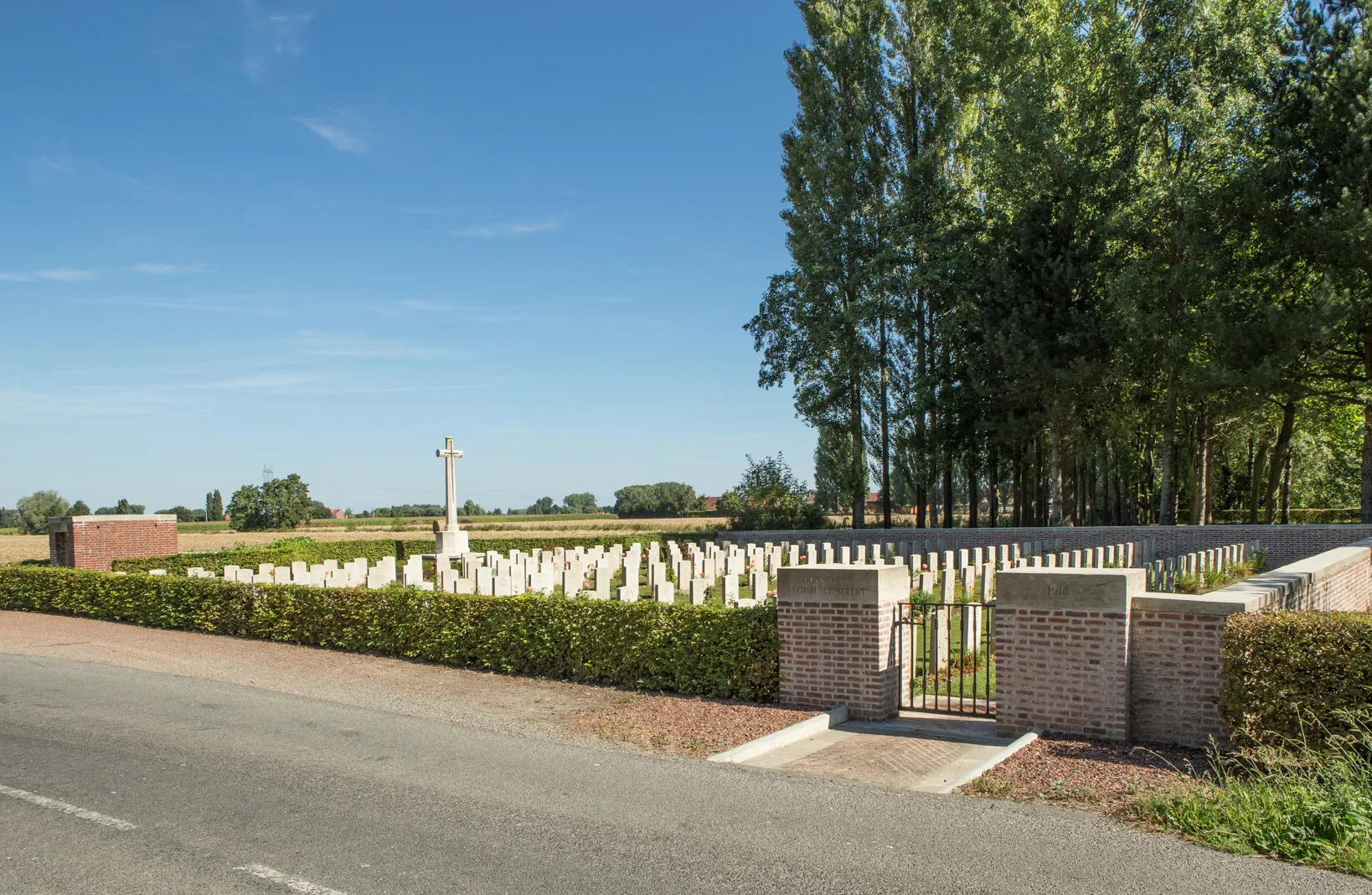 Photo showing: Gonnehem British Cemetery