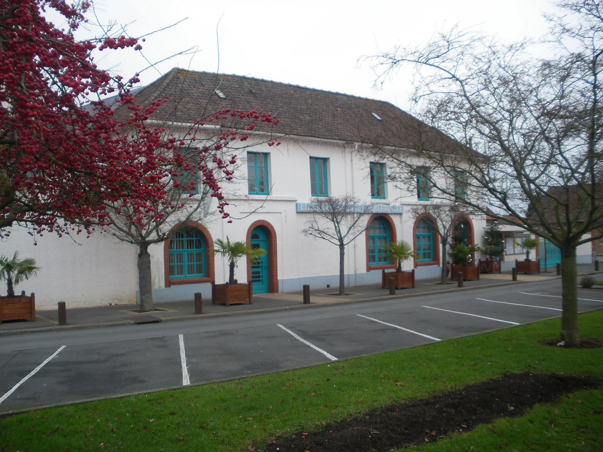 Photo showing: Vue de la mairie d'Haillicourt.