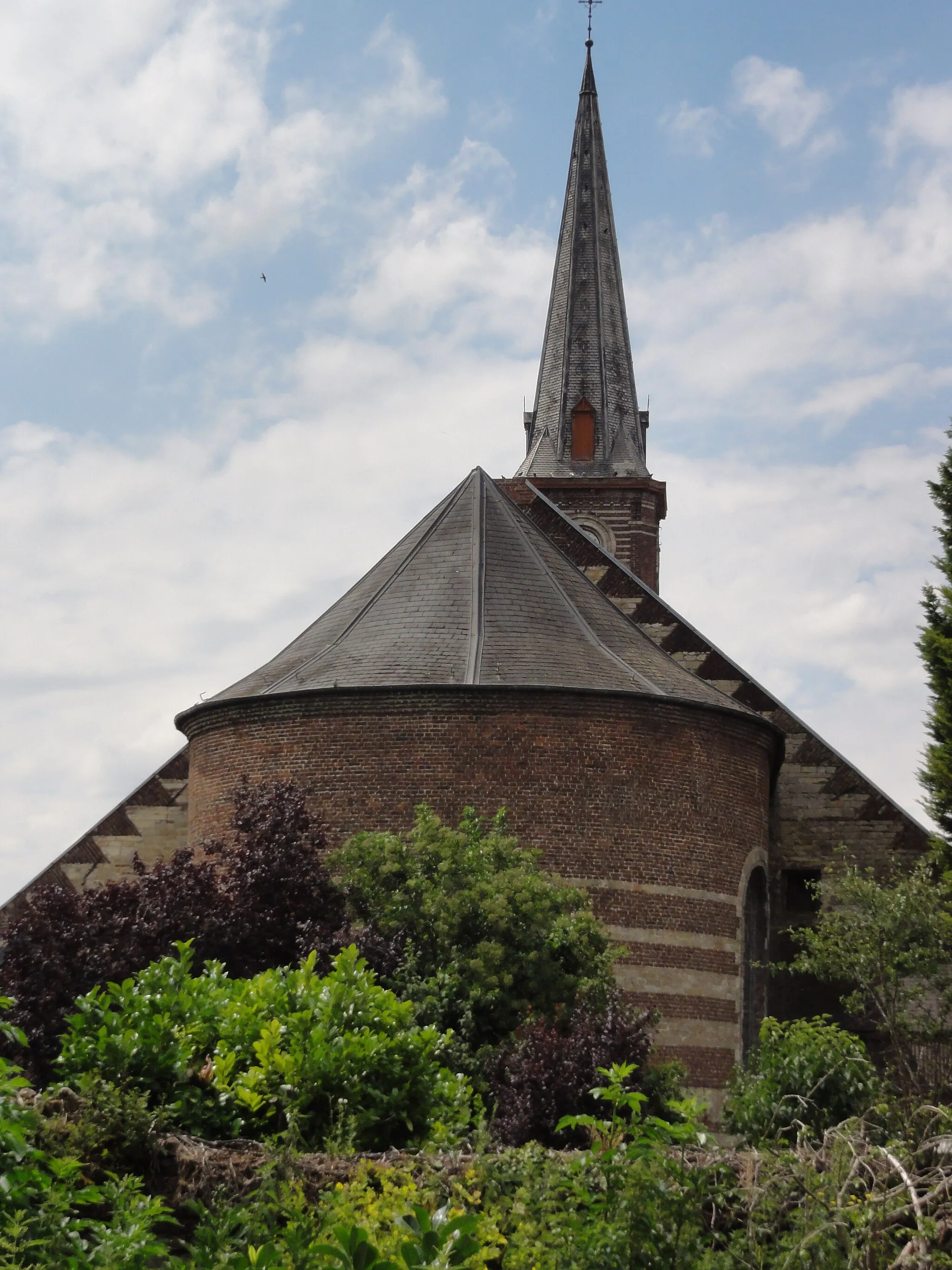 Photo showing: Haspres (Nord, Fr) église, chevet