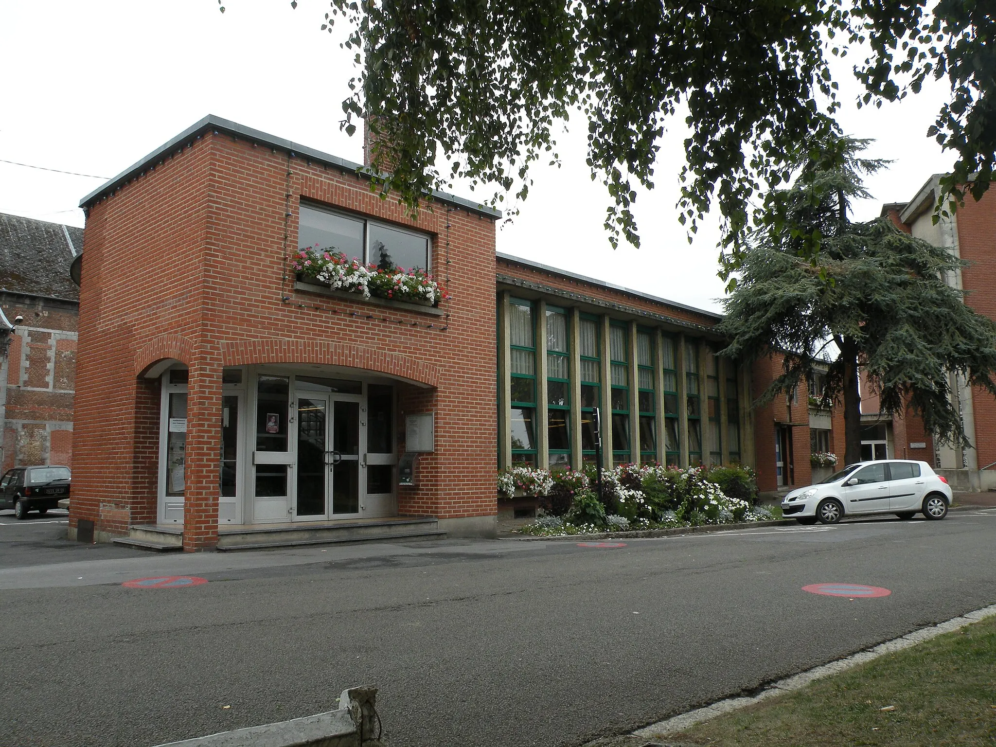 Photo showing: mairie d'Hautmont