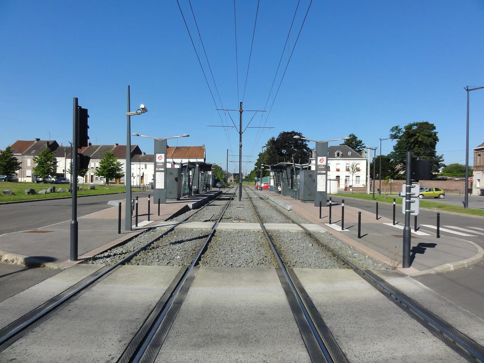 Photo showing: La ligne A du tramway de Valenciennes dessert les communes de Famars, Aulnoy-lez-Valenciennes, Marly, Valenciennes, Anzin, La Sentinelle, Hérin et Denain.