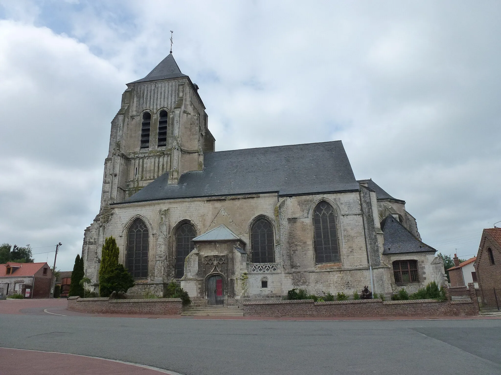 Photo showing: Isbergues (Pas-de-Calais) église