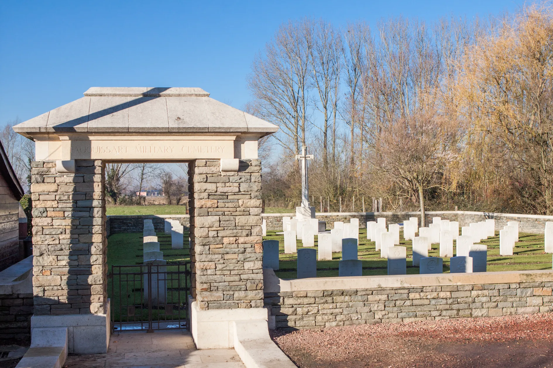Photo showing: Fauquissart Military Cemetery