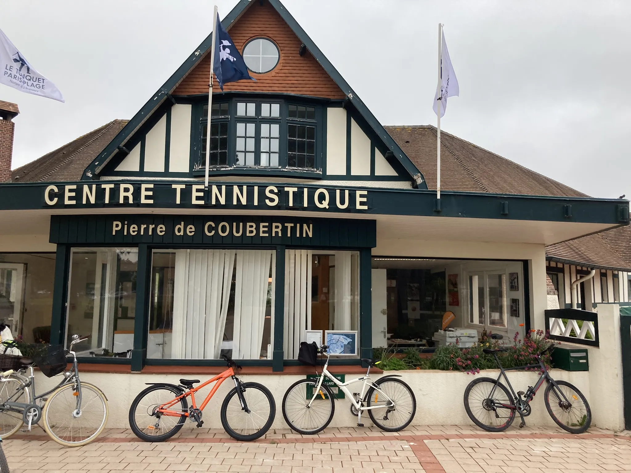 Photo showing: Le Touquet’s municipal tennis club