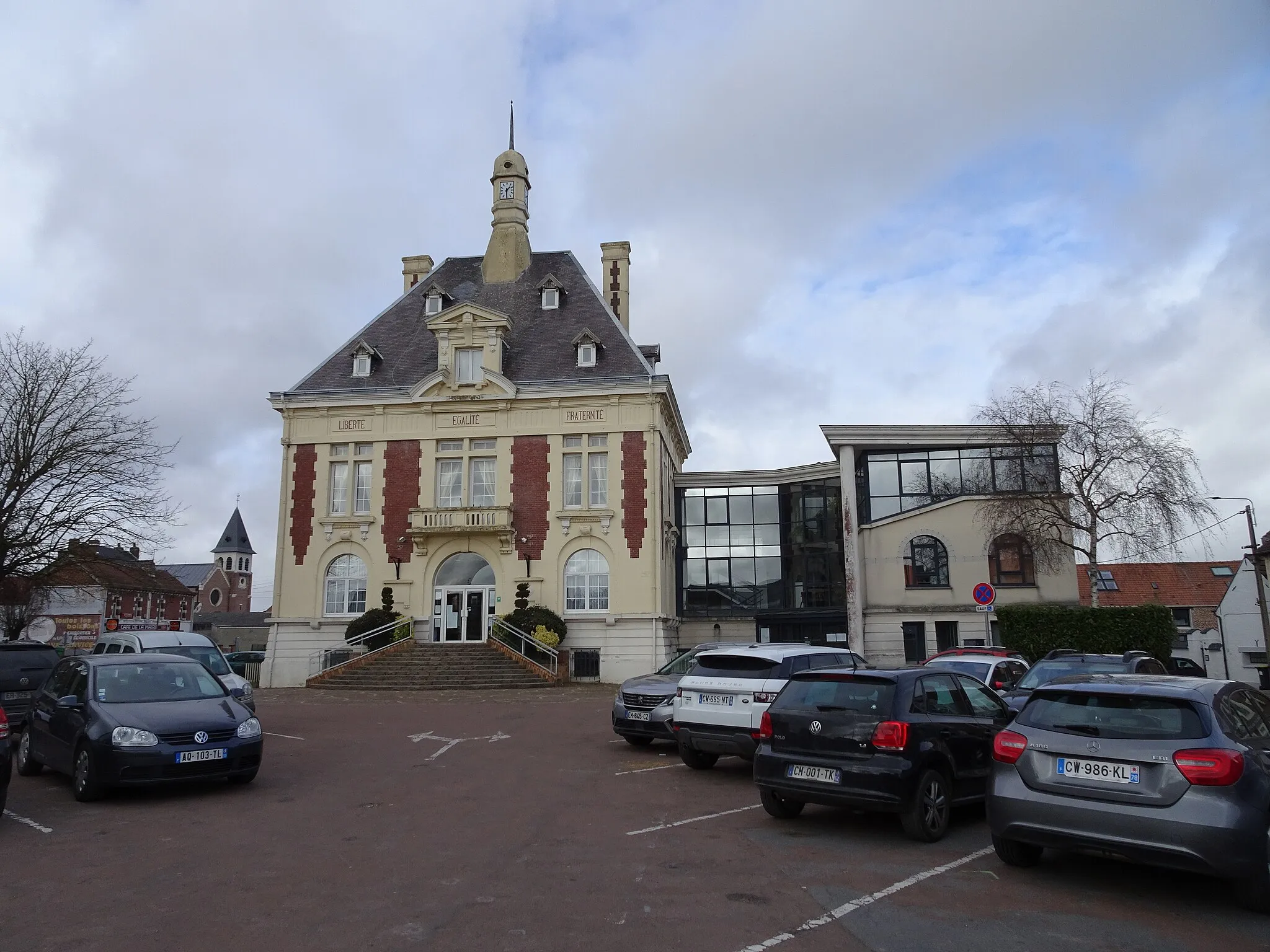 Photo showing: la mairie Loos-en-Gohelle, Pas-de-Calais, en région Hauts-de-France.