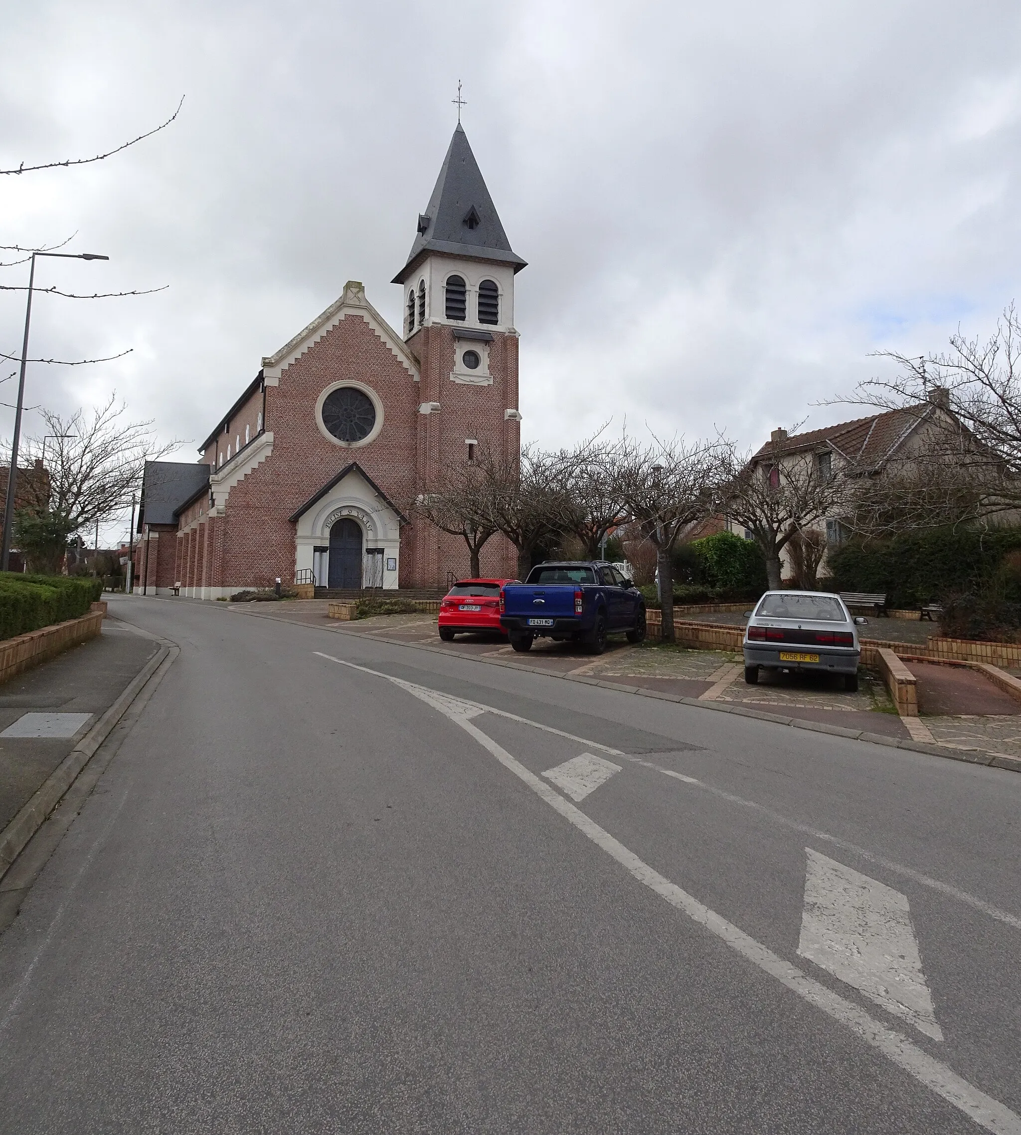 Photo showing: L'église Saint-Vaast Loos-en-Gohelle, Pas-de-Calais, en région Hauts-de-France.