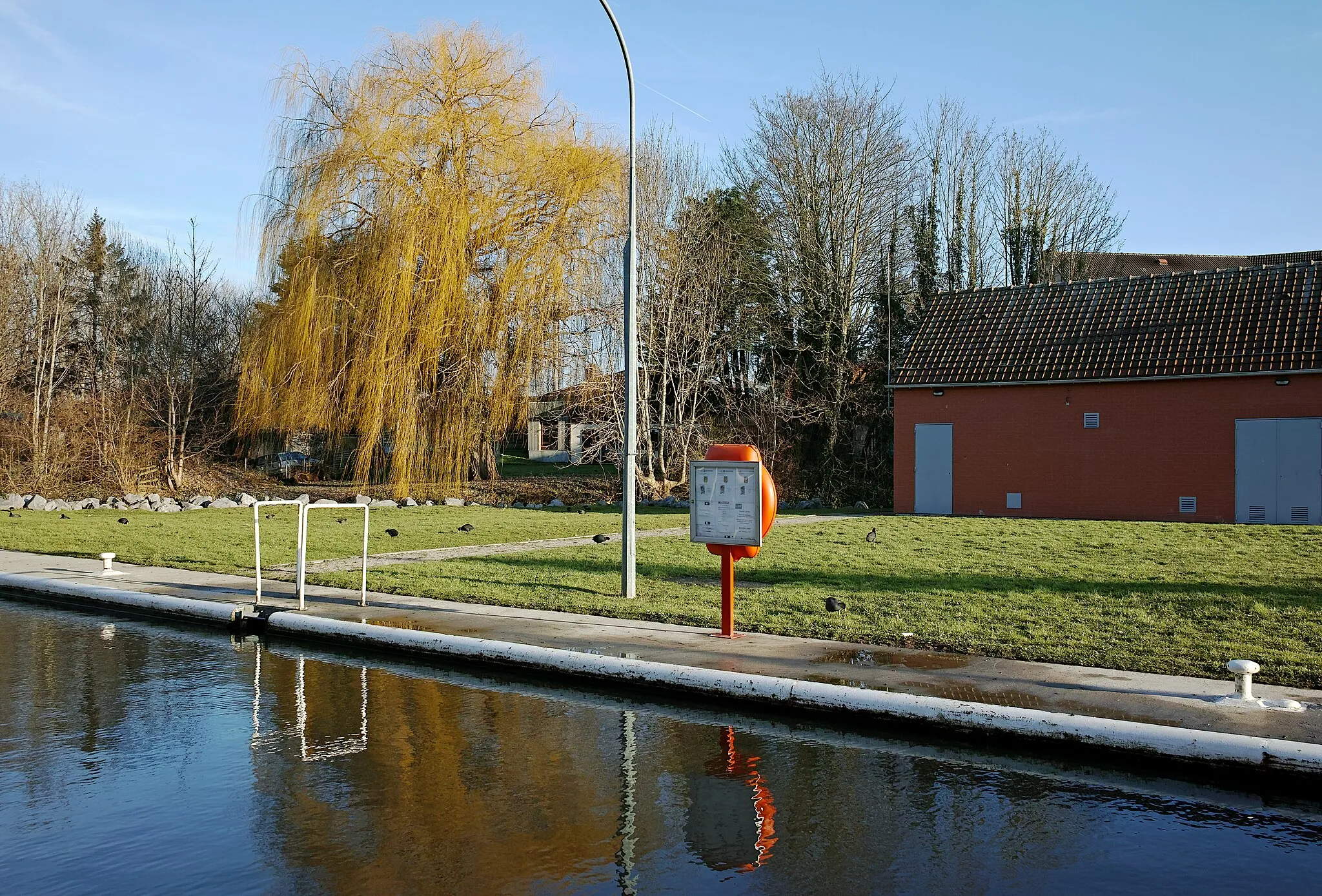 Photo showing: View of the Marquette lock, in Marquette-lez-Lille.