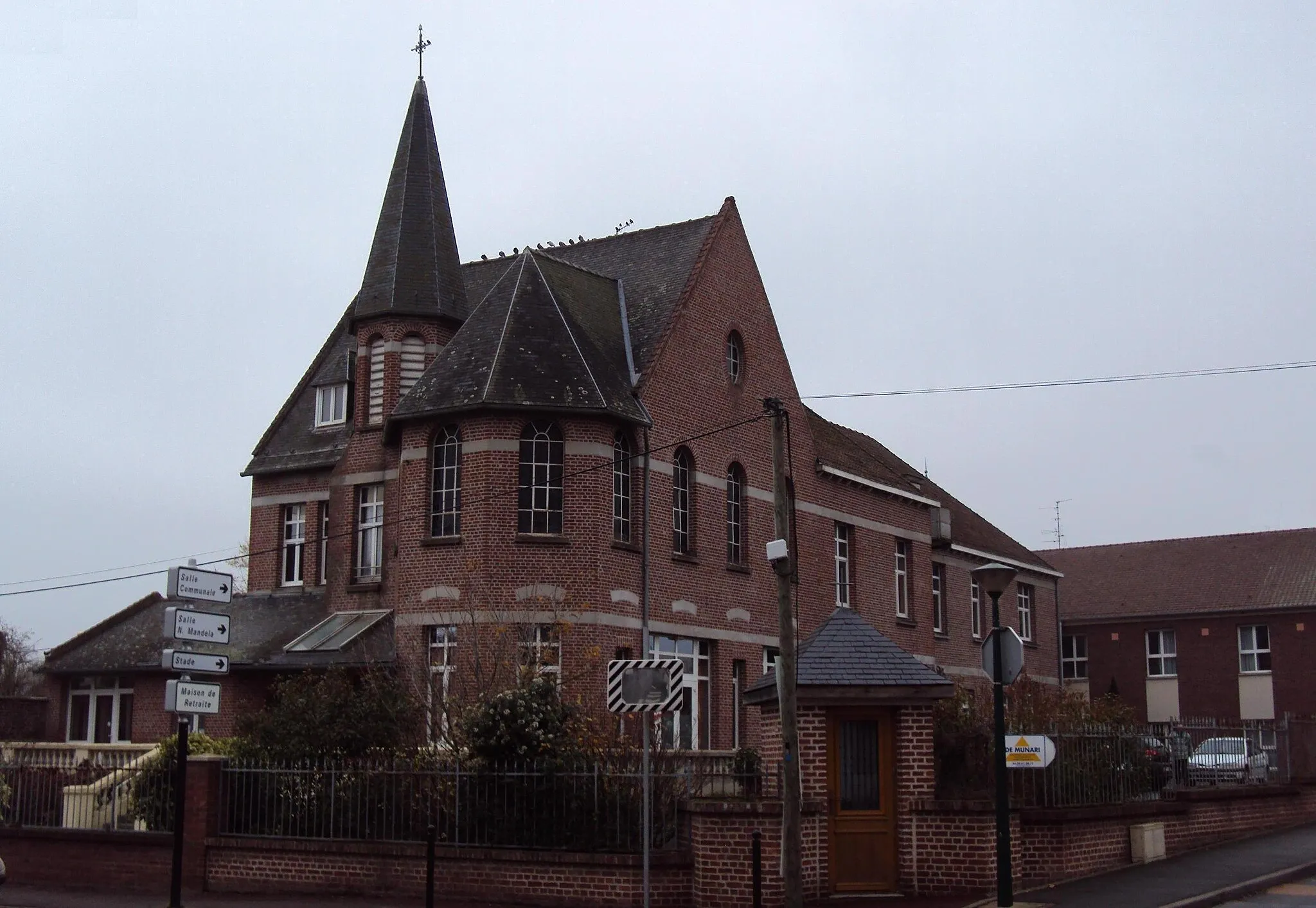 Photo showing: Hospice des Filles de l'Enfant-Jésus à Marquillies (Nord, France).