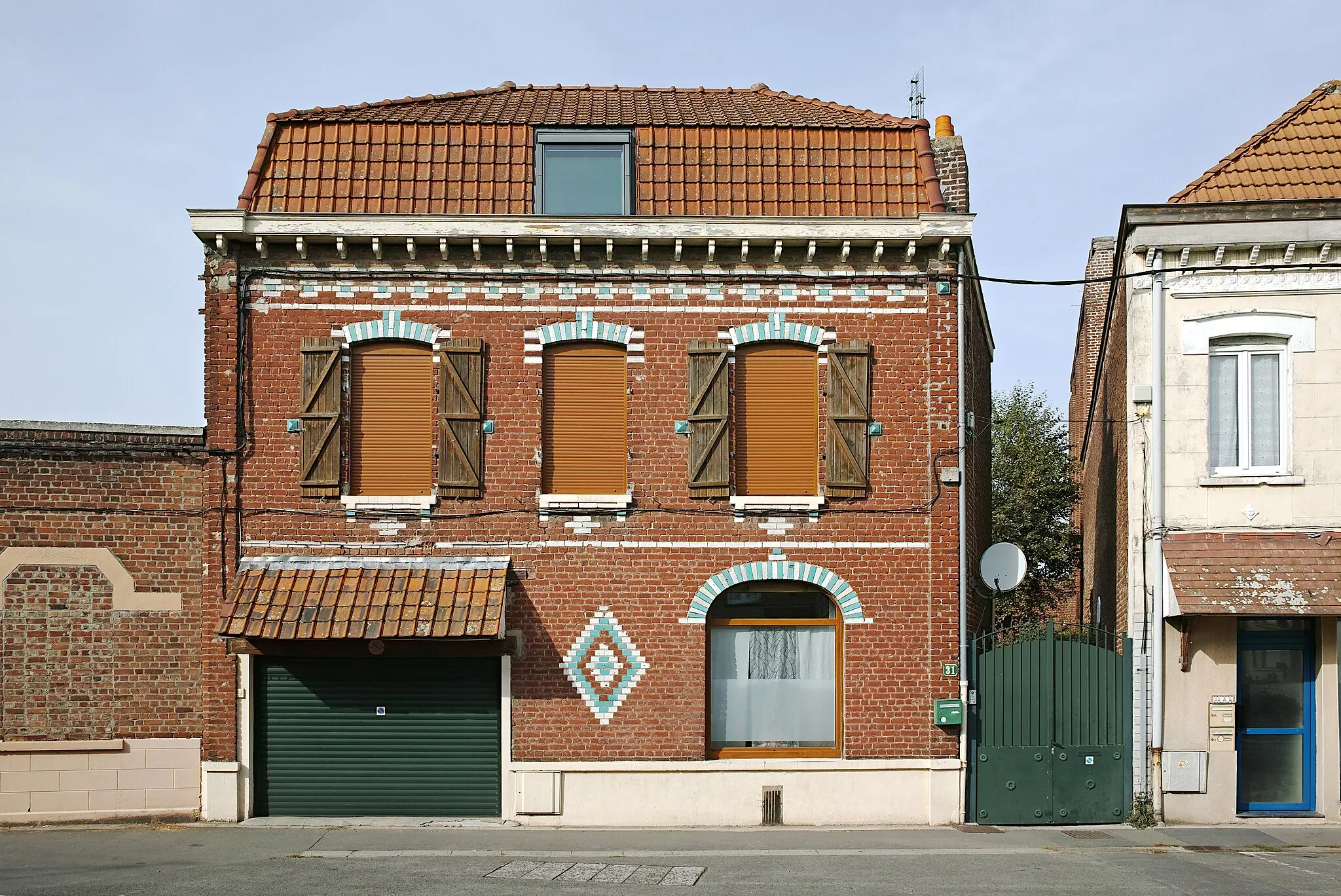 Photo showing: House, Rue Jules Guesde 31, in Provin.