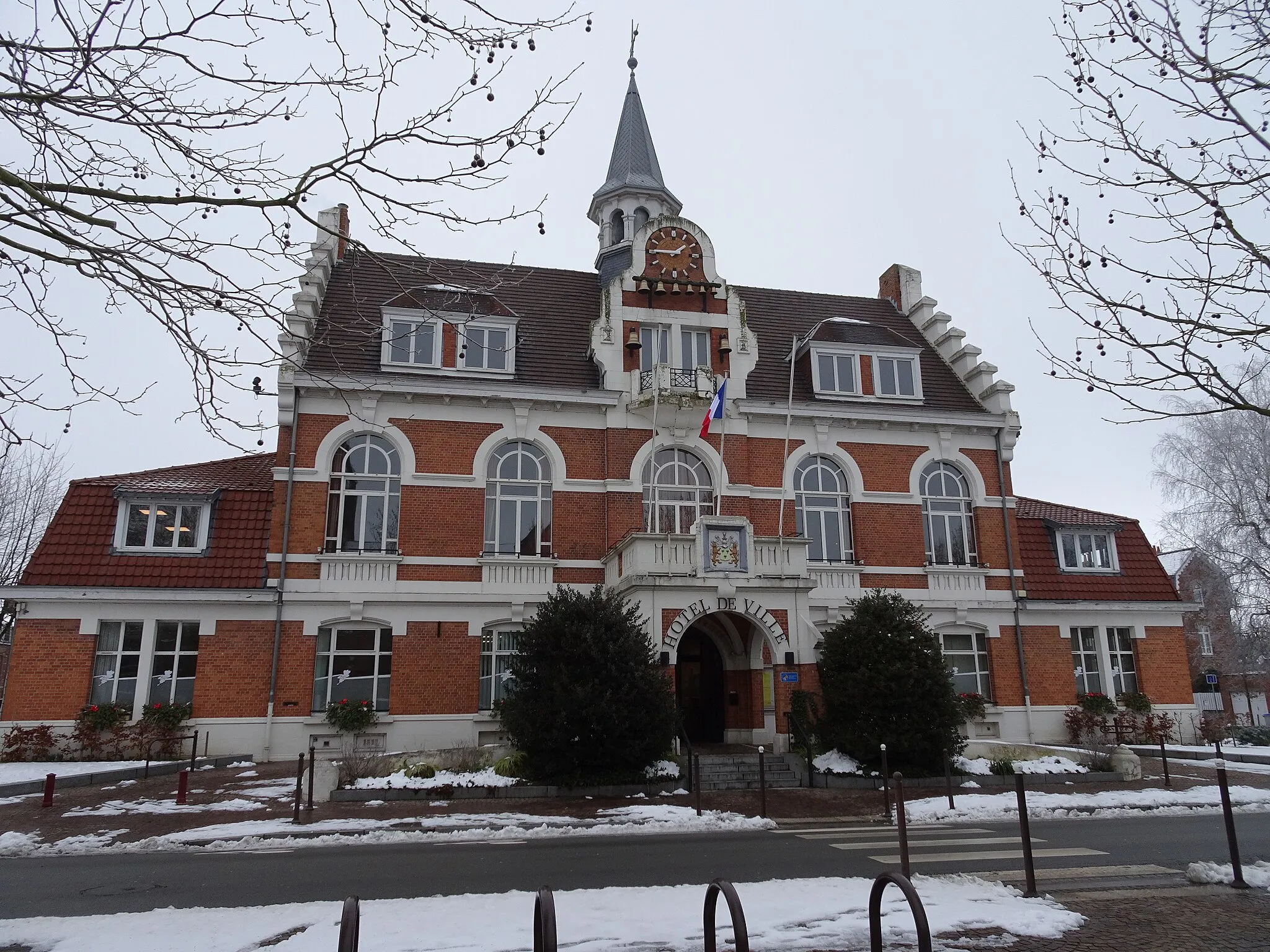 Photo showing: S Hôtel de ville de Quesnoy-sur-Deule, Nord