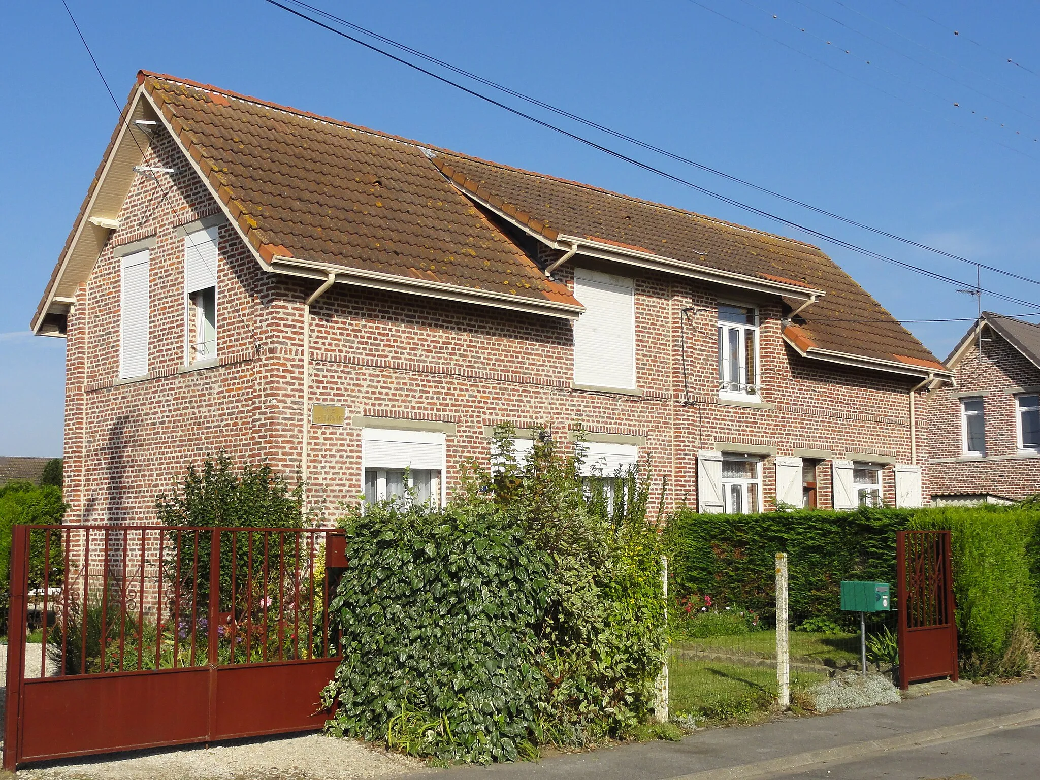 Photo showing: Cités de la Fosse n° 9 de la Compagnie des mines de Béthune, Annequin et Sailly-Labourse, Pas-de-Calais, Nord-Pas-de-Calais, France.