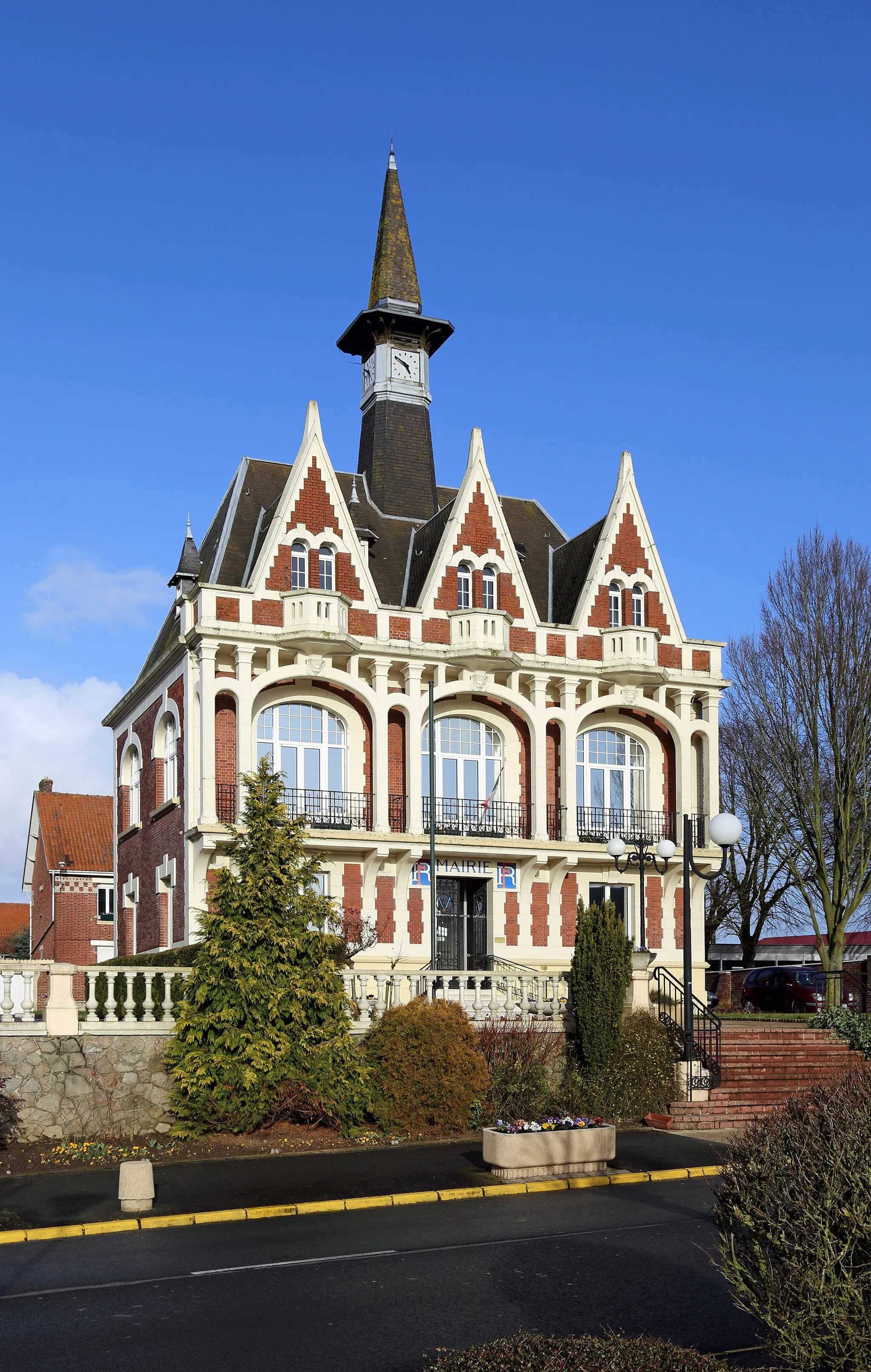 Photo showing: Vimy (département du Pas-de-Calais, France): town hall