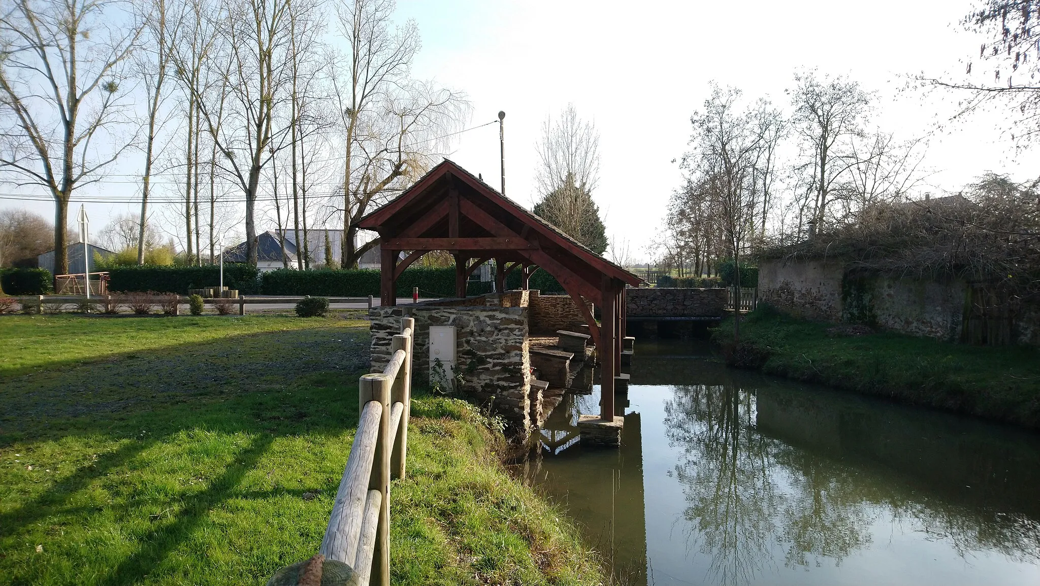 Photo showing: Lavoir, Fr-44 Belligné