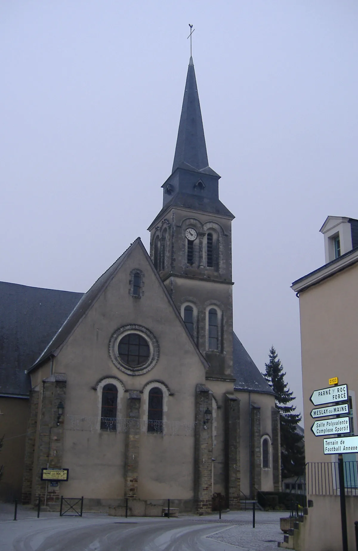 Photo showing: Entrammes' Church - France