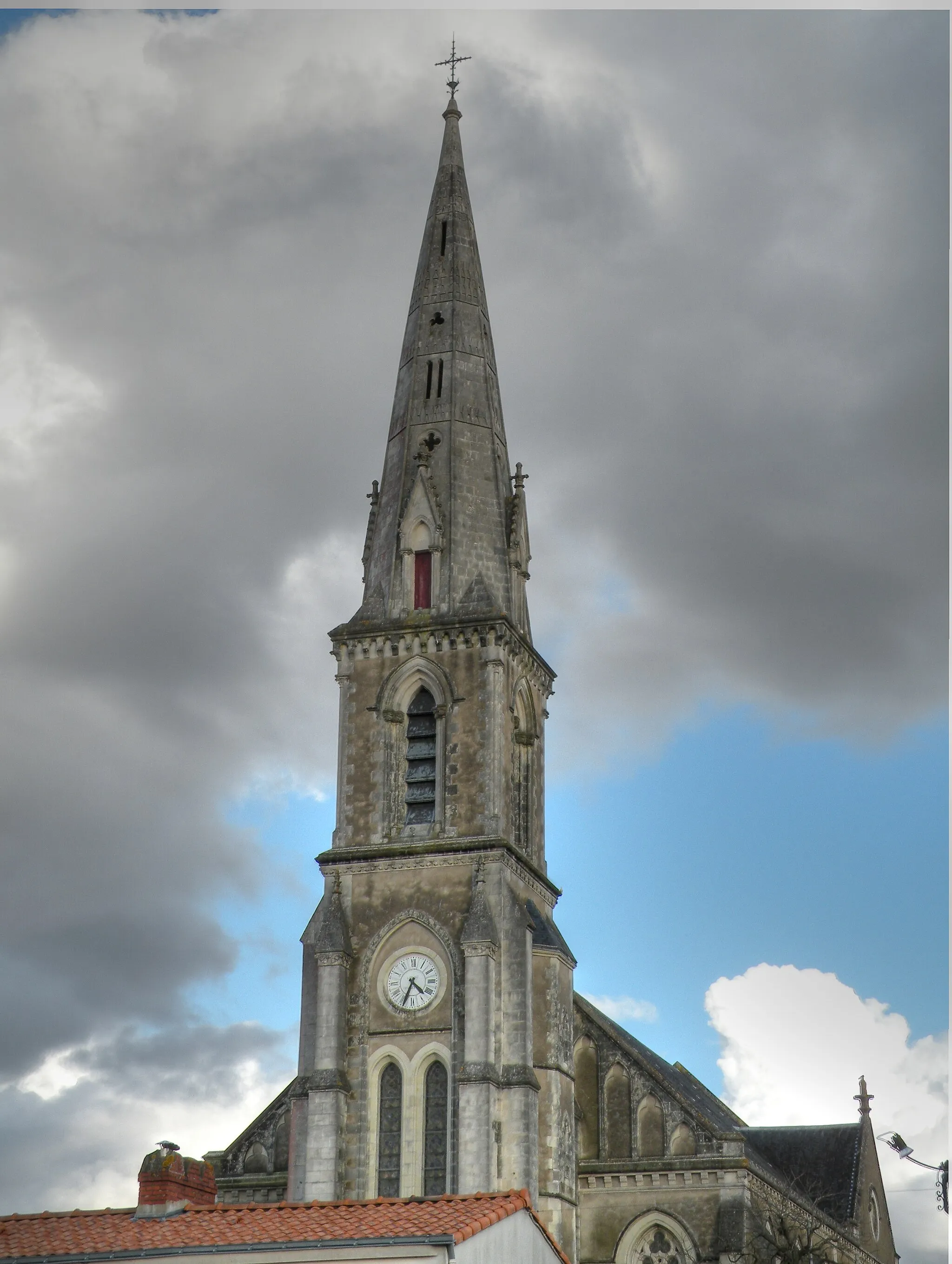 Photo showing: Church of Haute-Goulaine