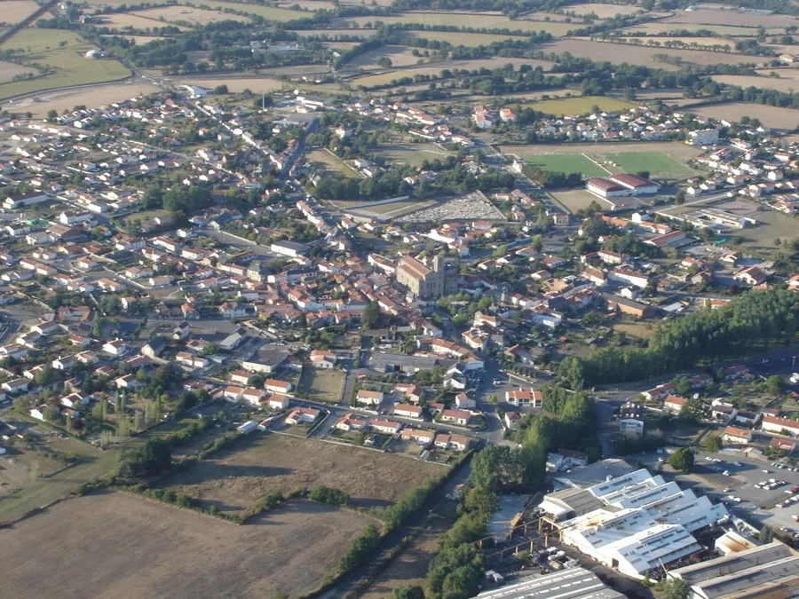 Photo showing: La Bruffière vu du ciel