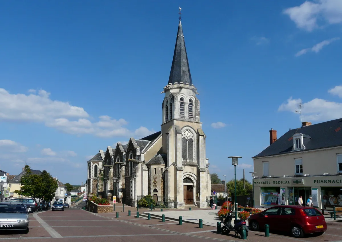 Photo showing: La Suze-sur-Sarthe, France