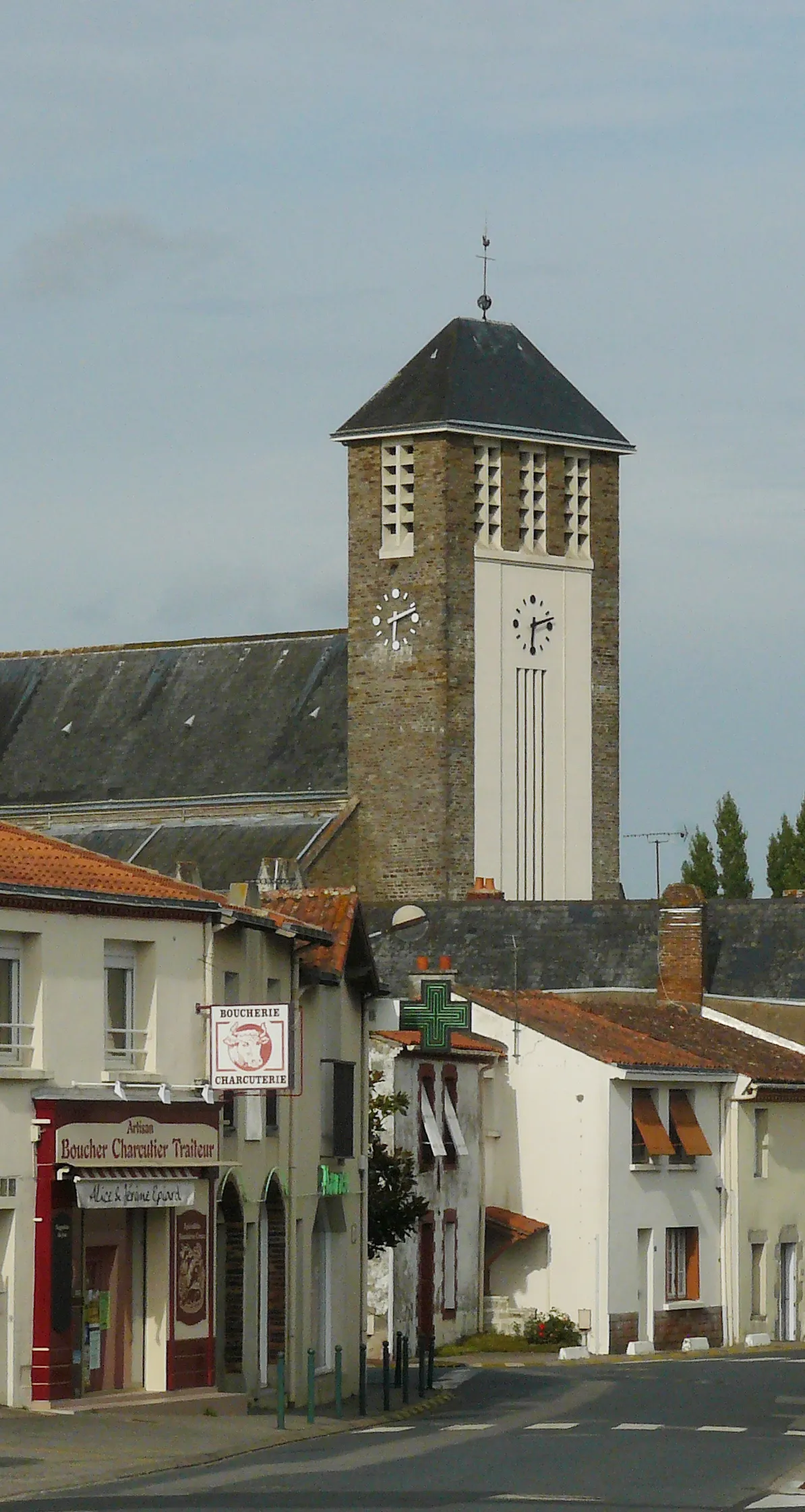 Photo showing: Church of Le Bignon