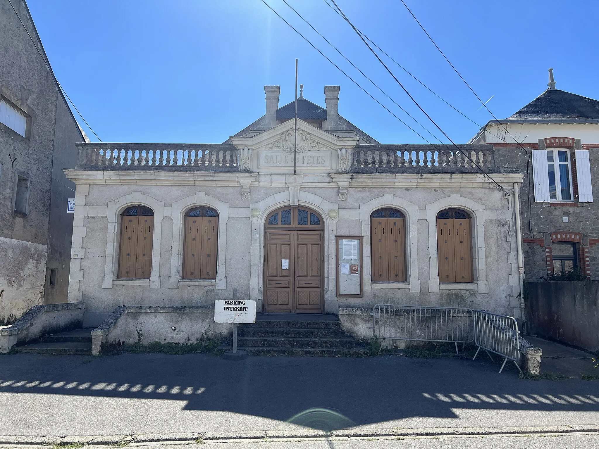 Photo showing: Salle des Fêtes, Le Croisic.