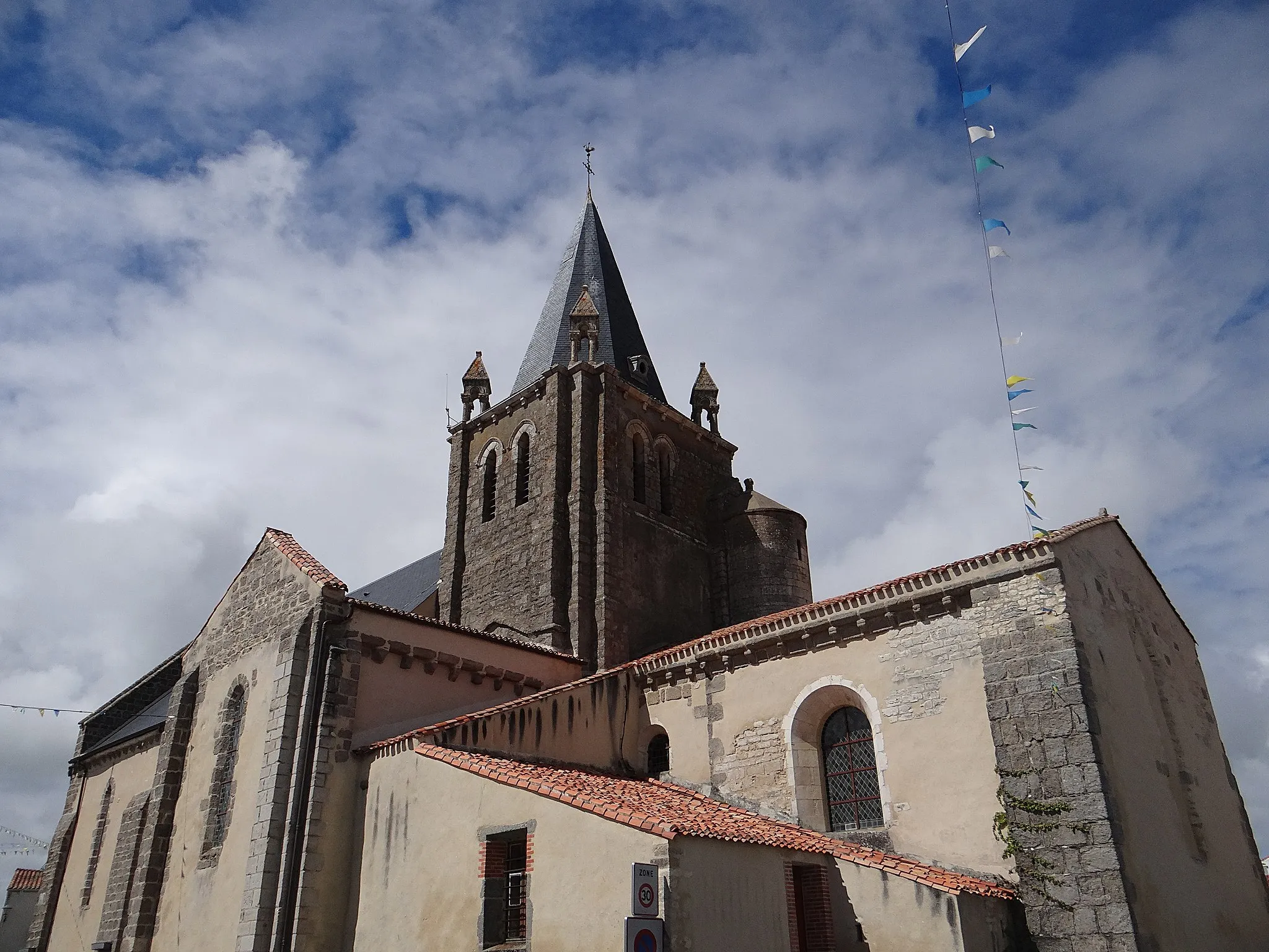 Photo showing: Church of Our Lady of the Assumption, Longeville-sur-Mer, Vendee, France.