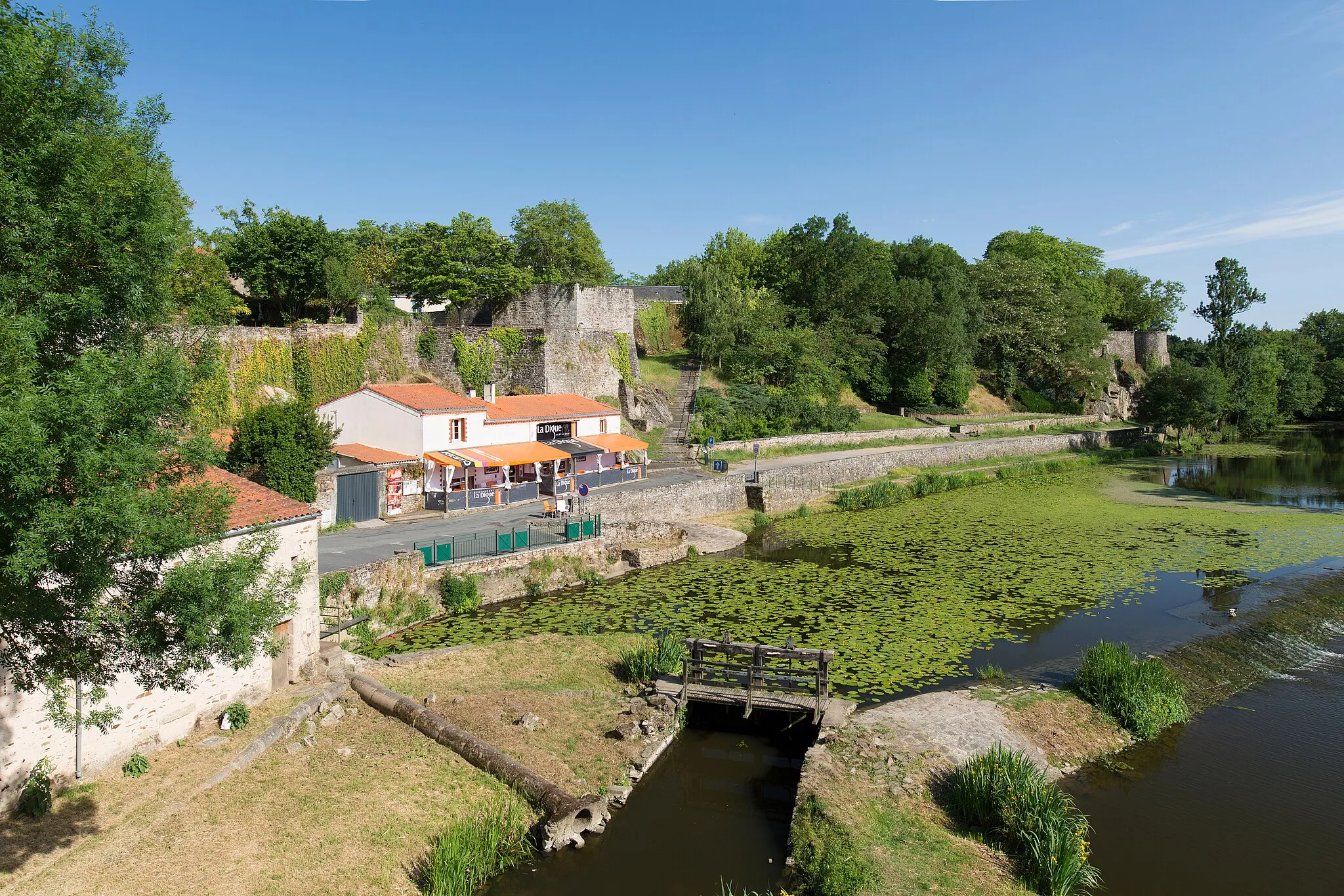 Photo showing: Vue du pont