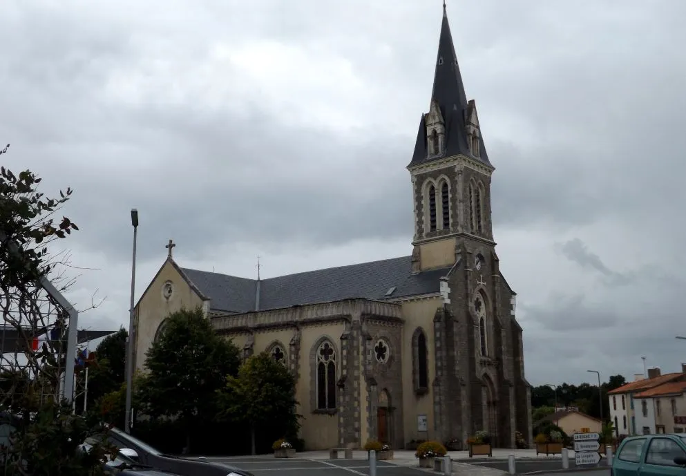 Photo showing: L'église de mouilleron