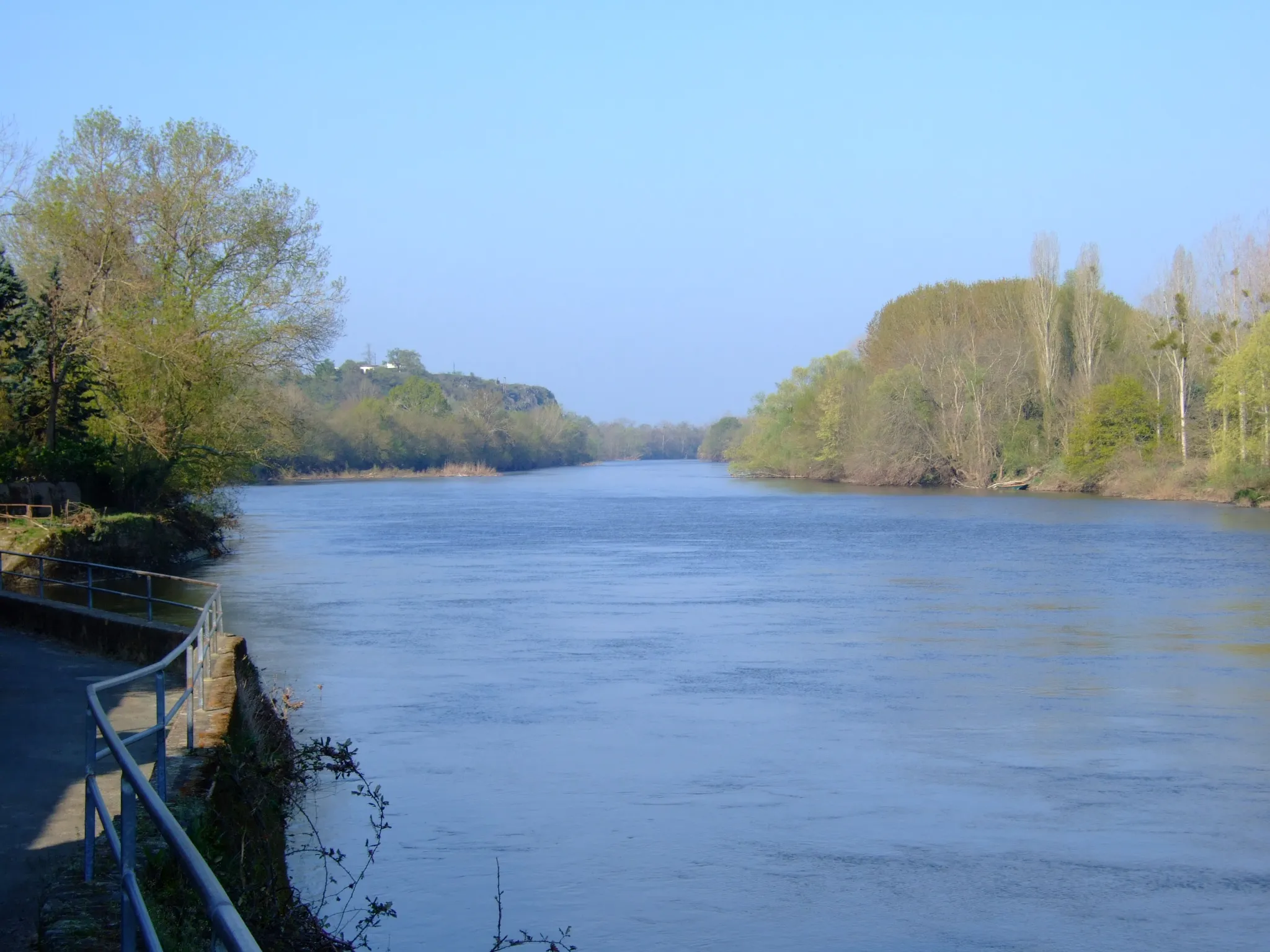 Photo showing: Le Louet à Érigné (Mûrs-Erigné, Maine-et-Loire, France).