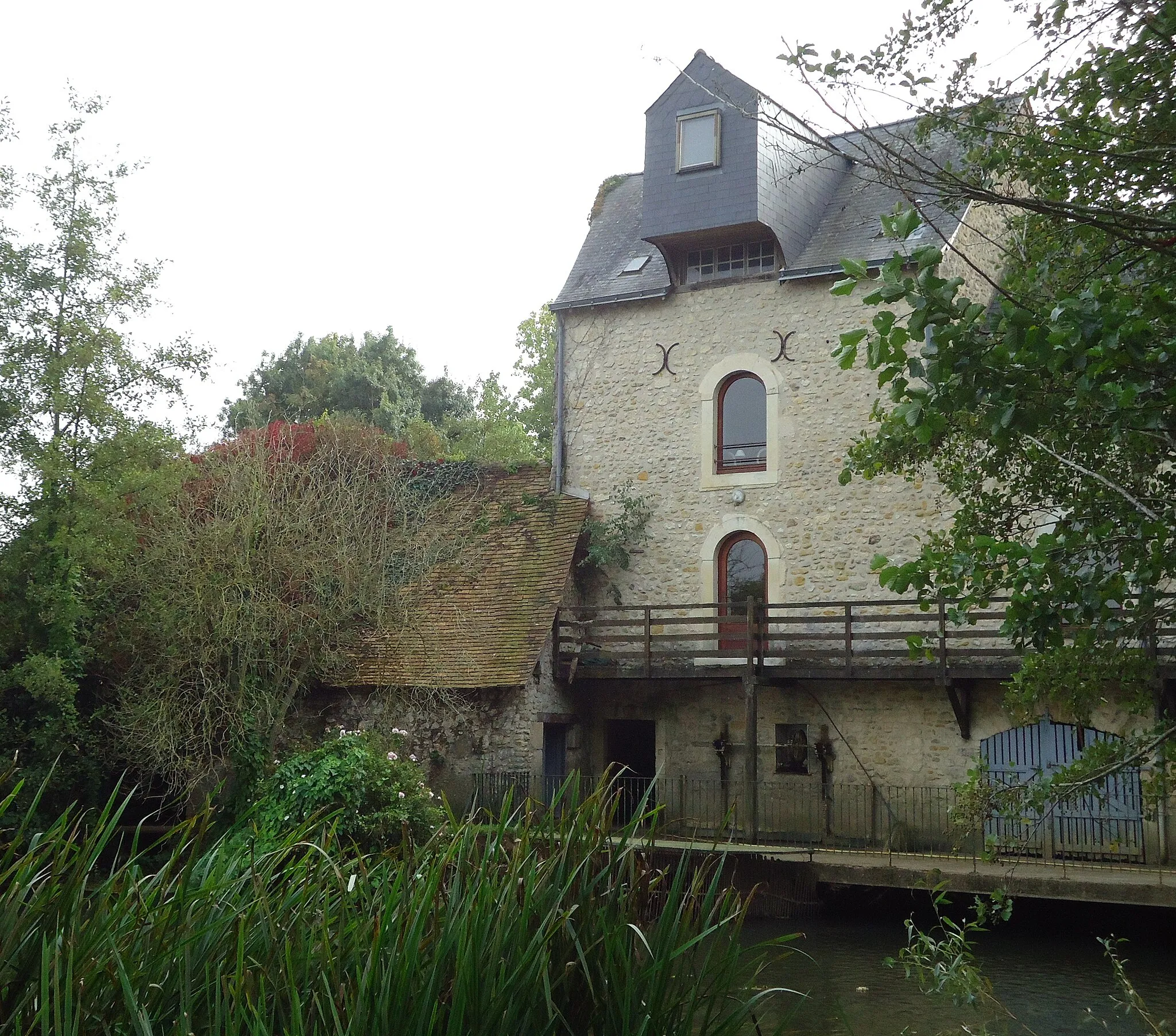 Photo showing: Moulin du bourg - Noyen-sur-Sarthe - Sarthe (72)