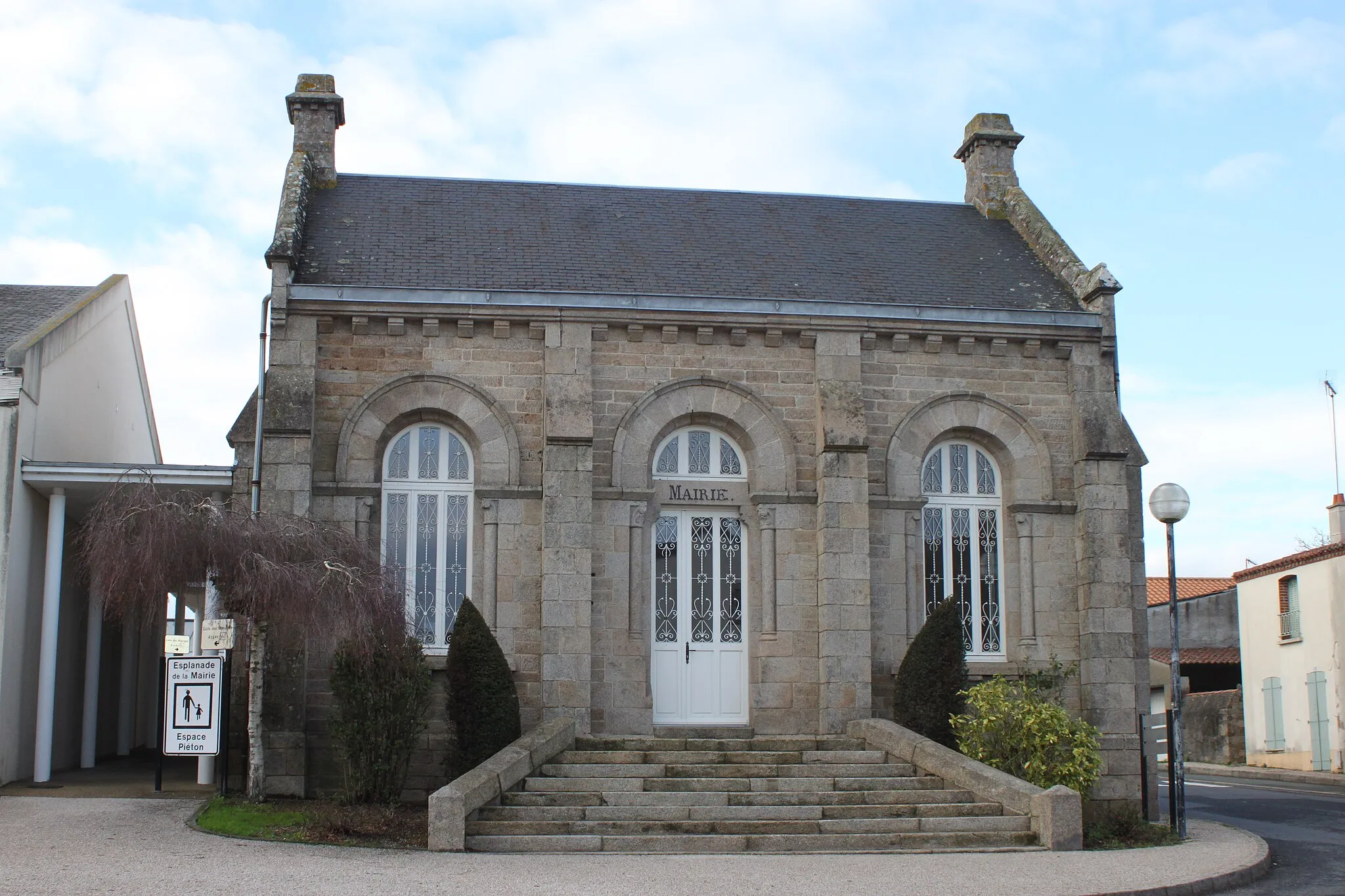 Photo showing: Mairie, Fr-85-Saint-Hilaire-de-Loulay.