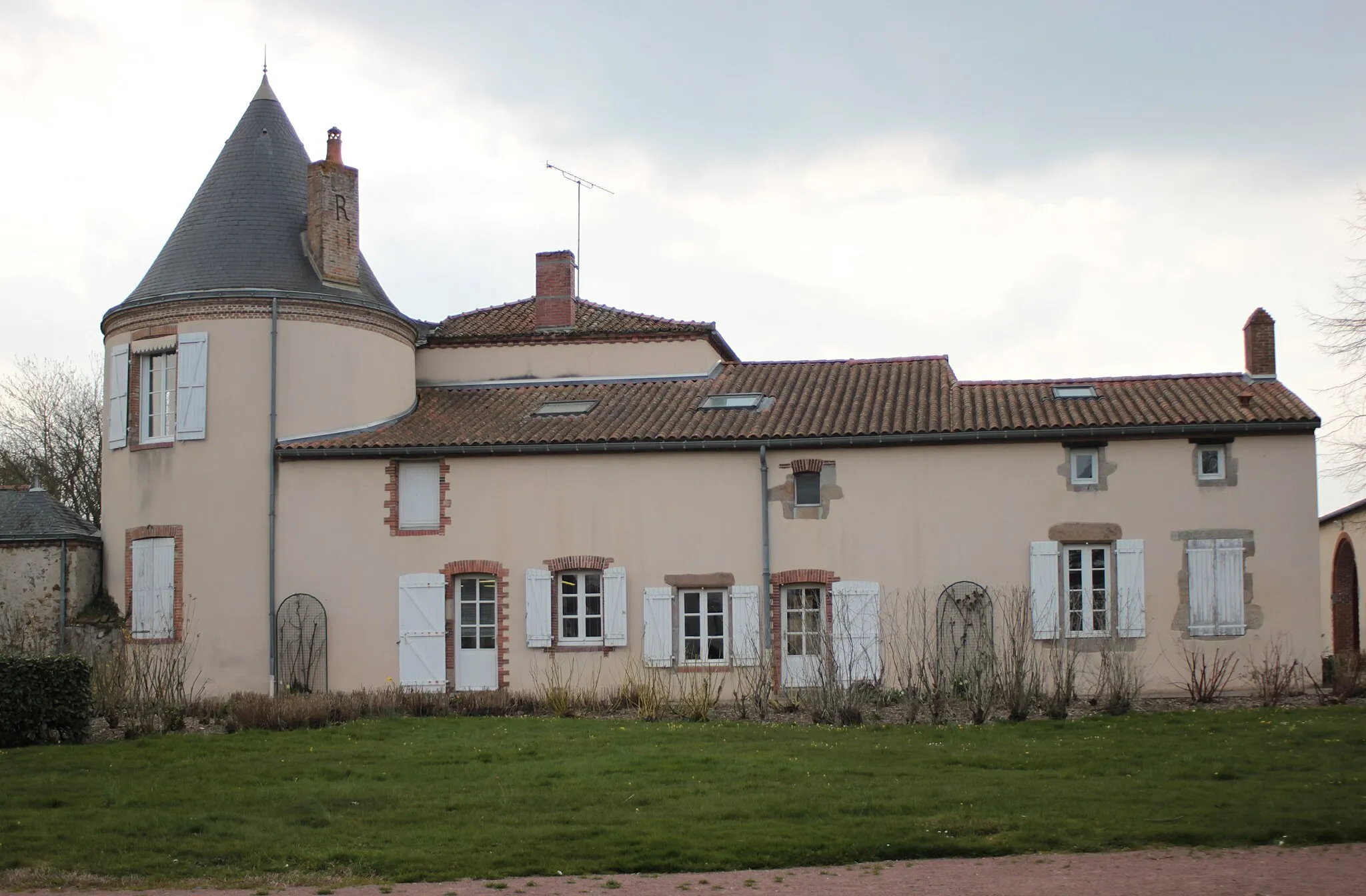 Photo showing: Mairie, lieu-dit le Landreau, Fr-49-Saint-Léger-sous-Cholet.