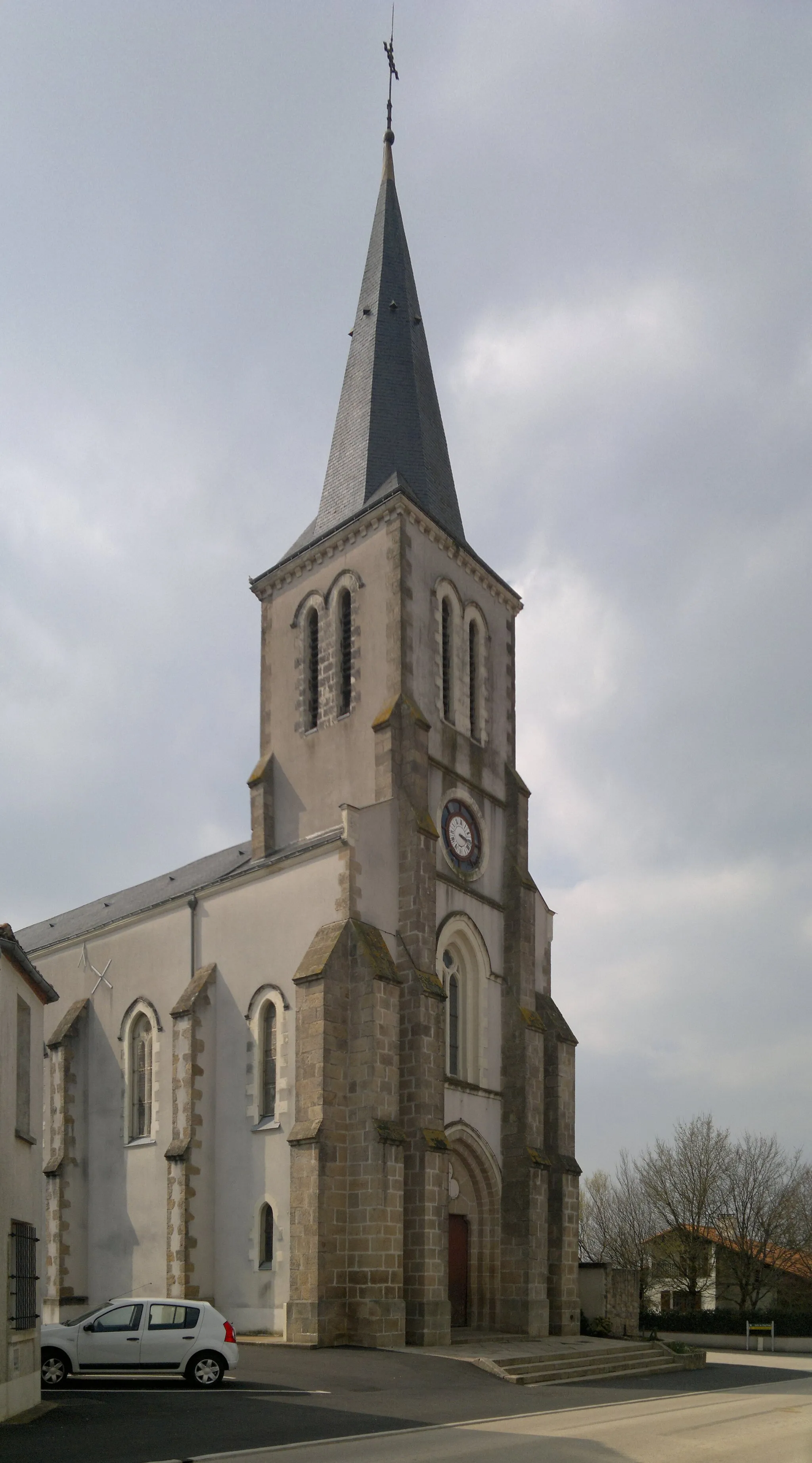 Photo showing: Église Saint-Léger, Fr-49-Saint-Léger-sous-Cholet.