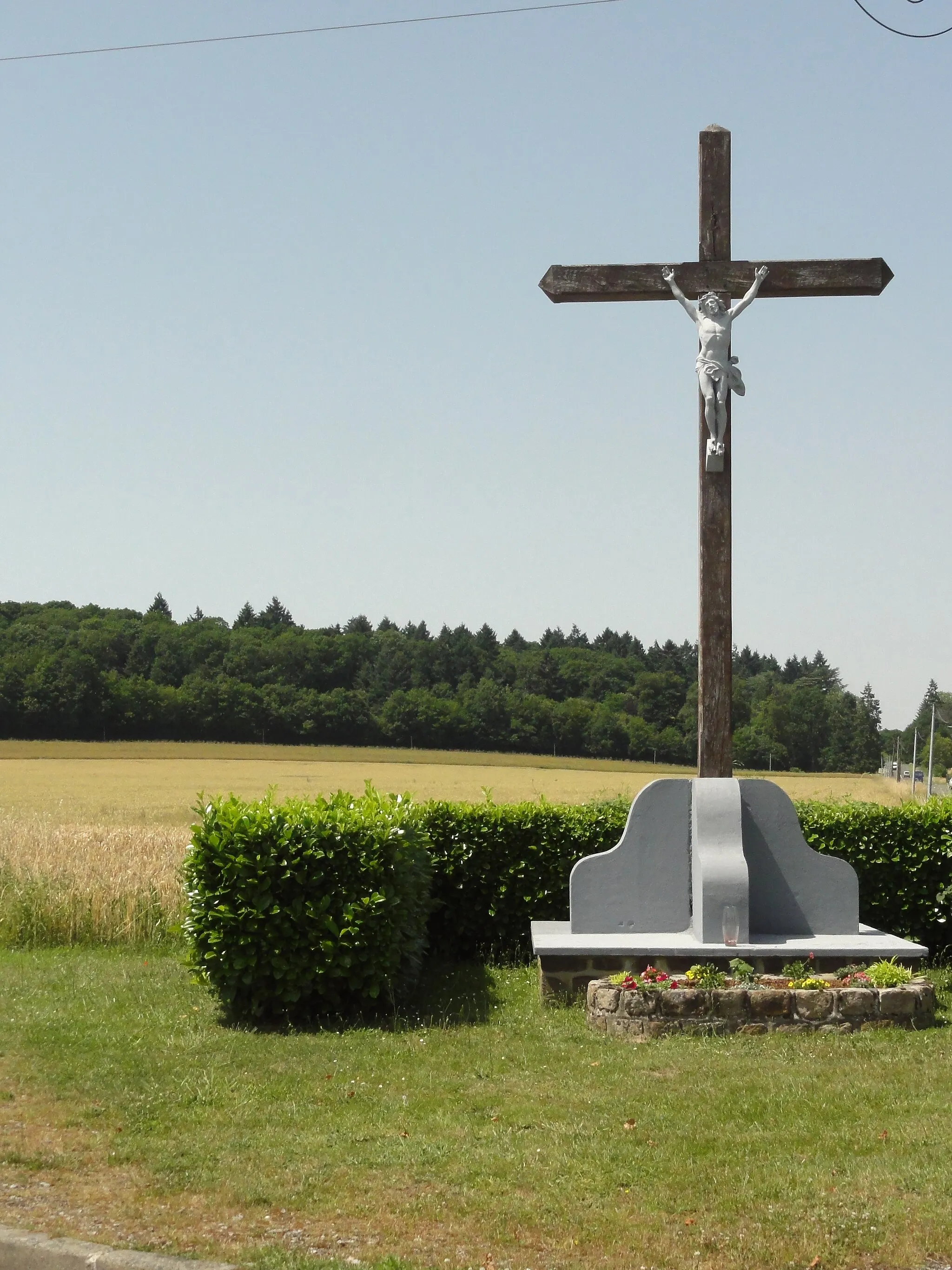 Photo showing: Sainte-Jamme-sur-Sarthe (Sarthe) calvaire D38