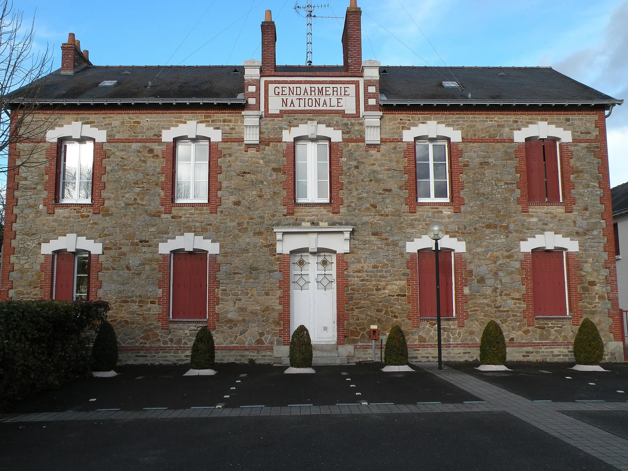 Photo showing: Gendarmerie station of Sautron