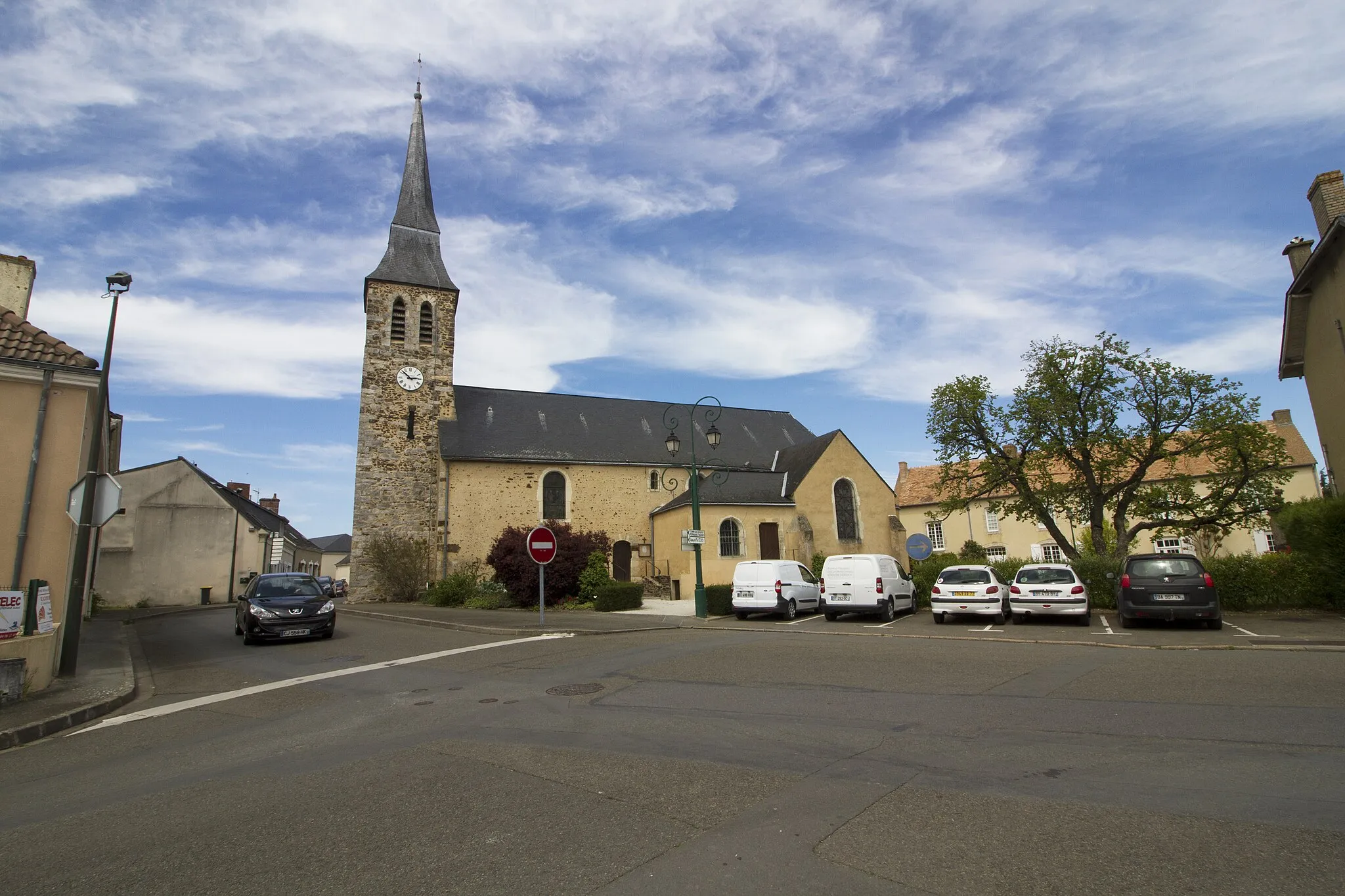 Photo showing: Spay - Eglise Sainte Anne