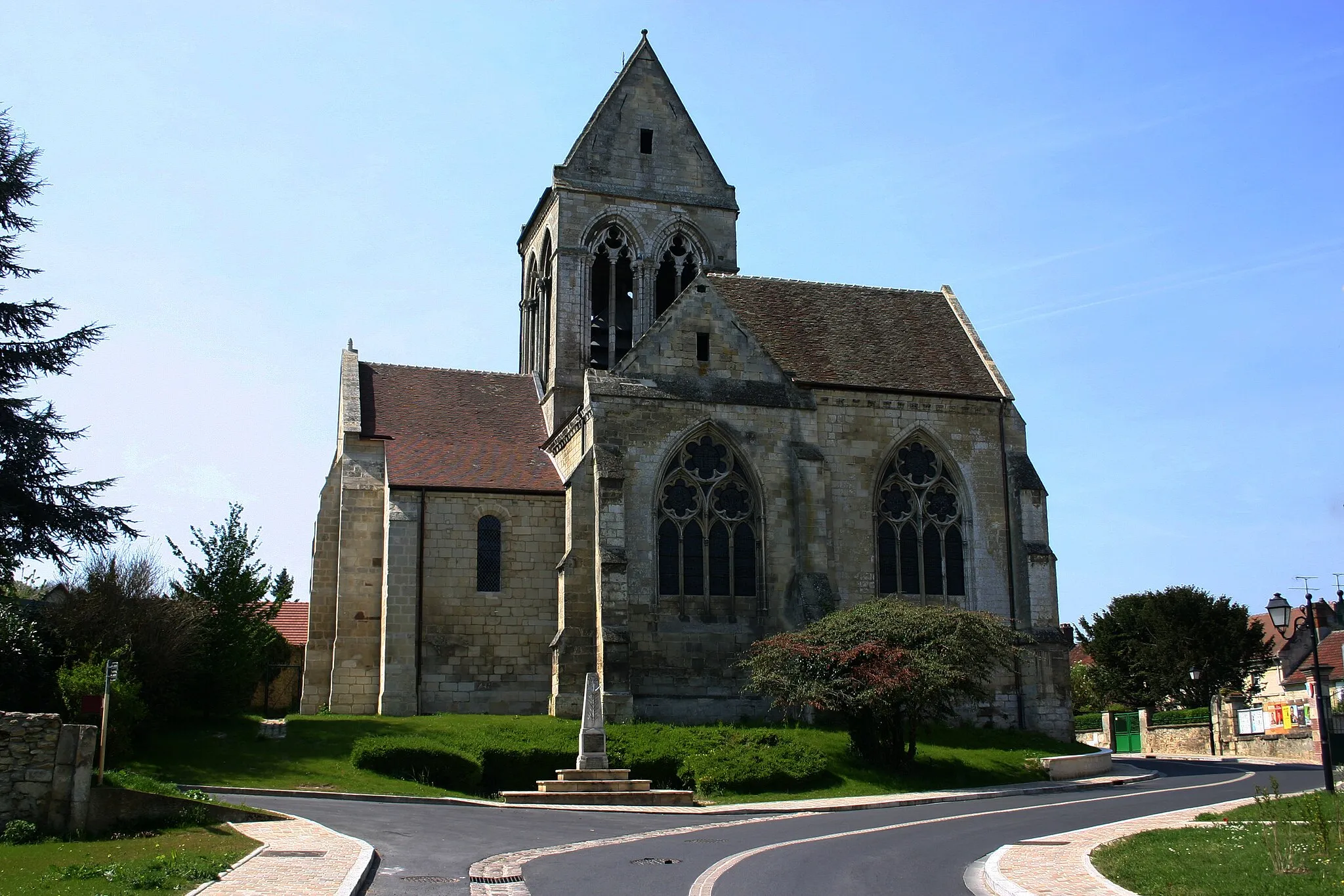 Photo showing: Eglise d'Angicourt, XIIe siècle