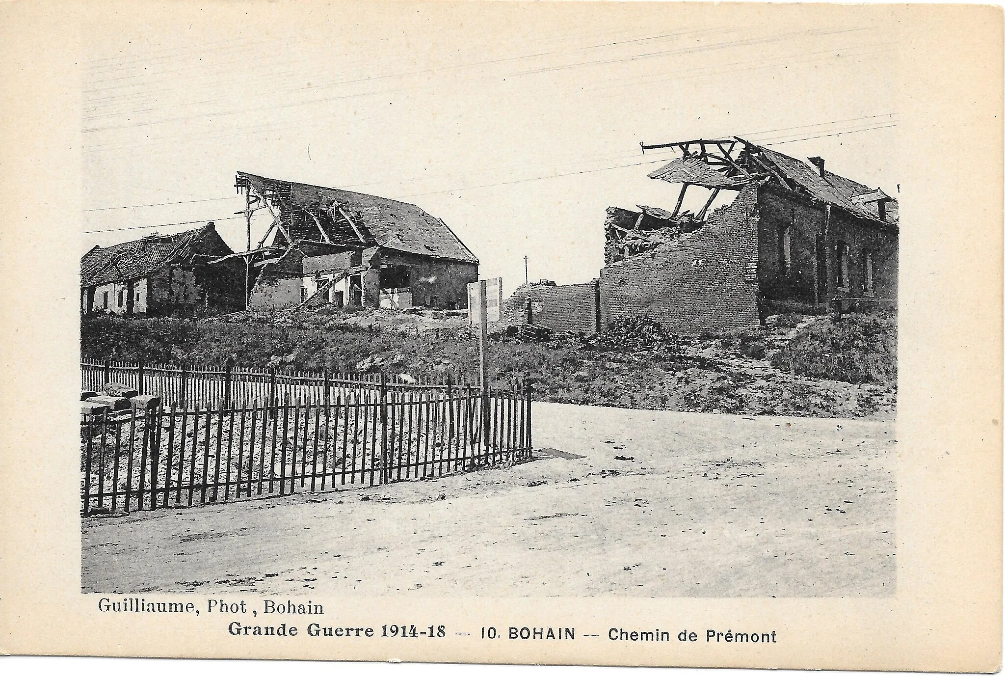 Photo showing: Guerre 14-18: ruines.