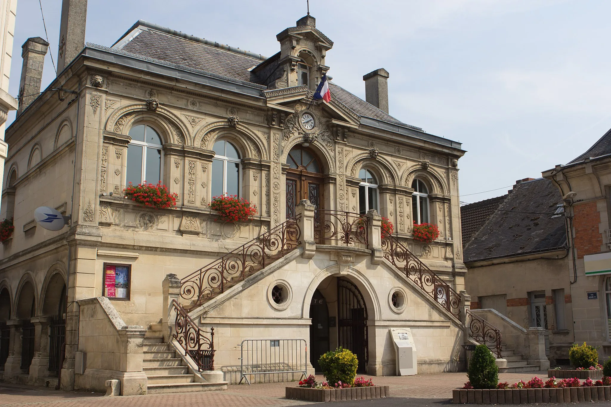 Photo showing: Mairie de Bruyères-et-Montbérault / Bruyères-et-Montbérault, Aisne, France