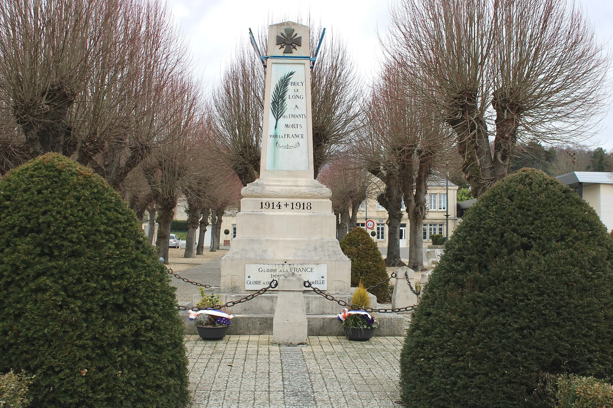 Photo showing: Le monument aux morts